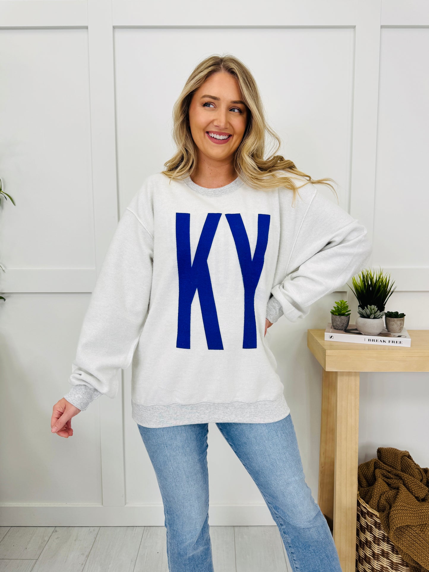 Kentucky Reversible KY Graphic Crewneck Sweatshirt