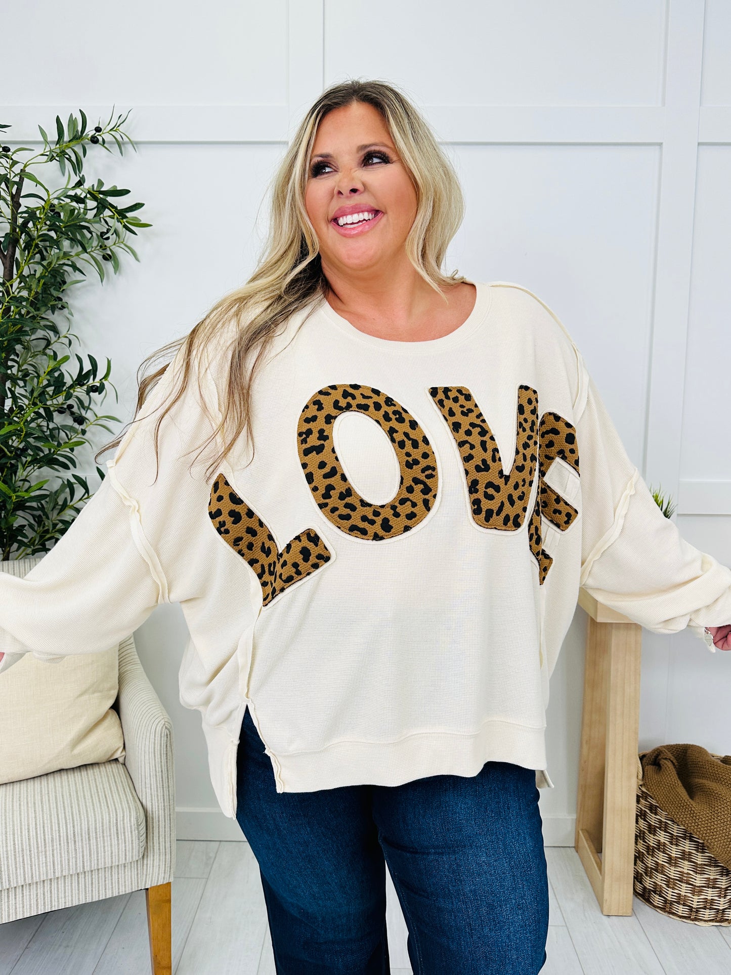 Love On The Loose Pullover