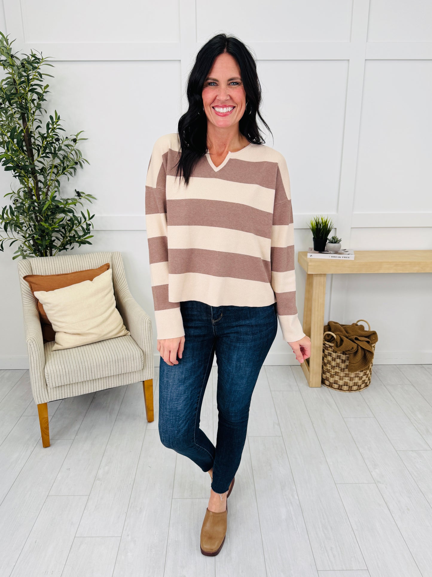 Aligned Harmony Sweater in Mocha