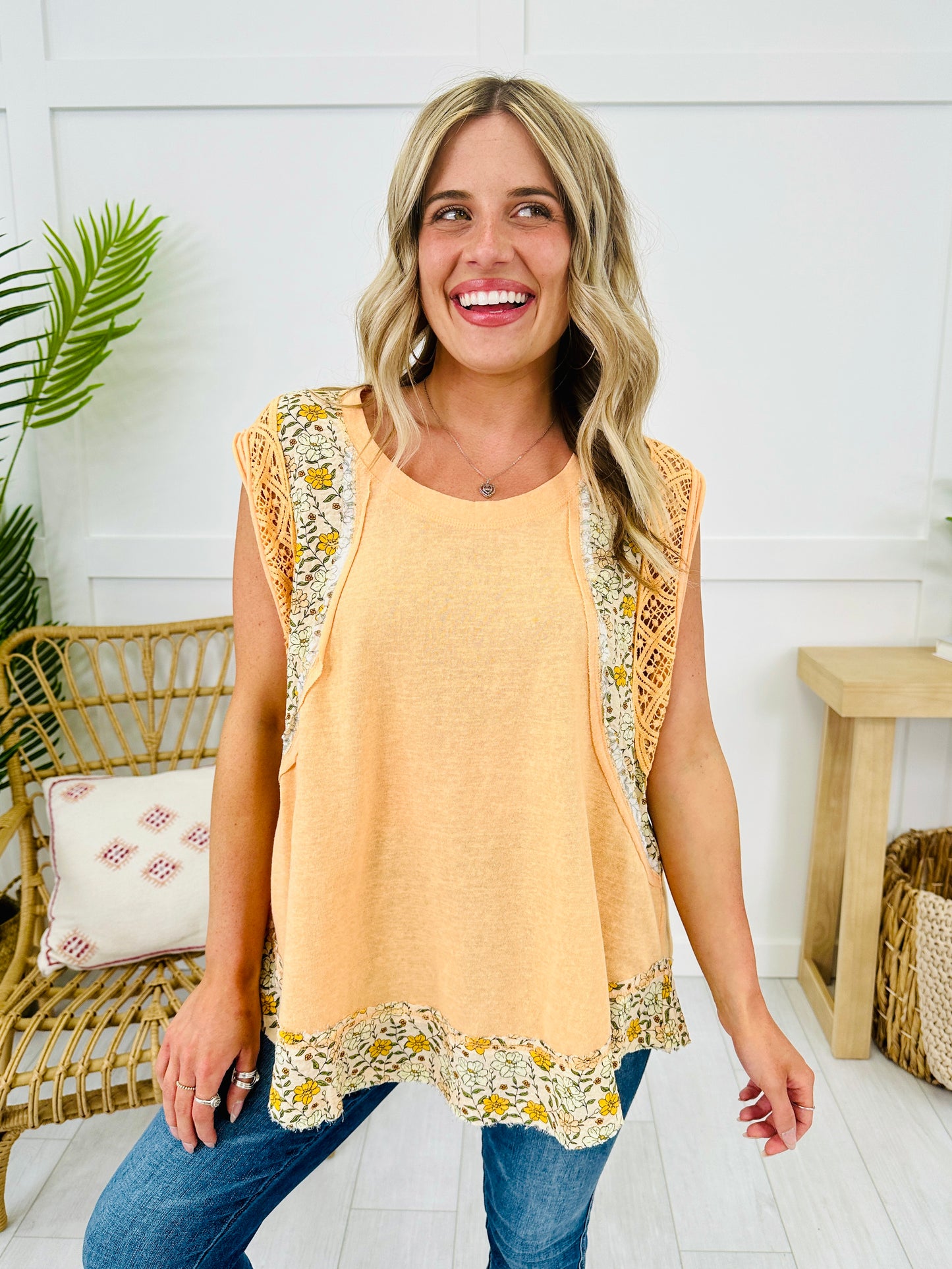 Floral Ember Top In Peach Jam