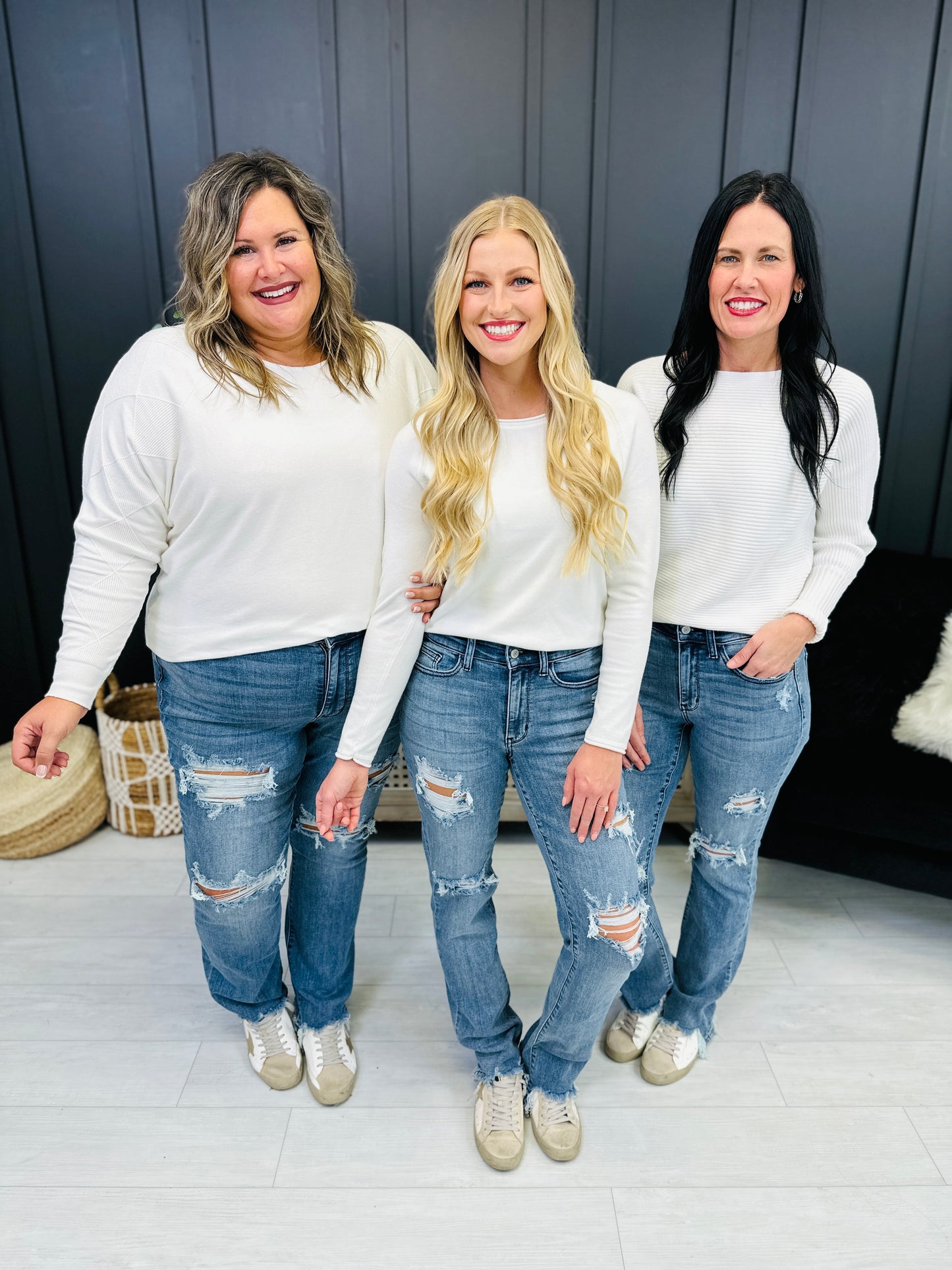 Judy Blue REG/CURVY Get Something Straight Mid Rise Jeans