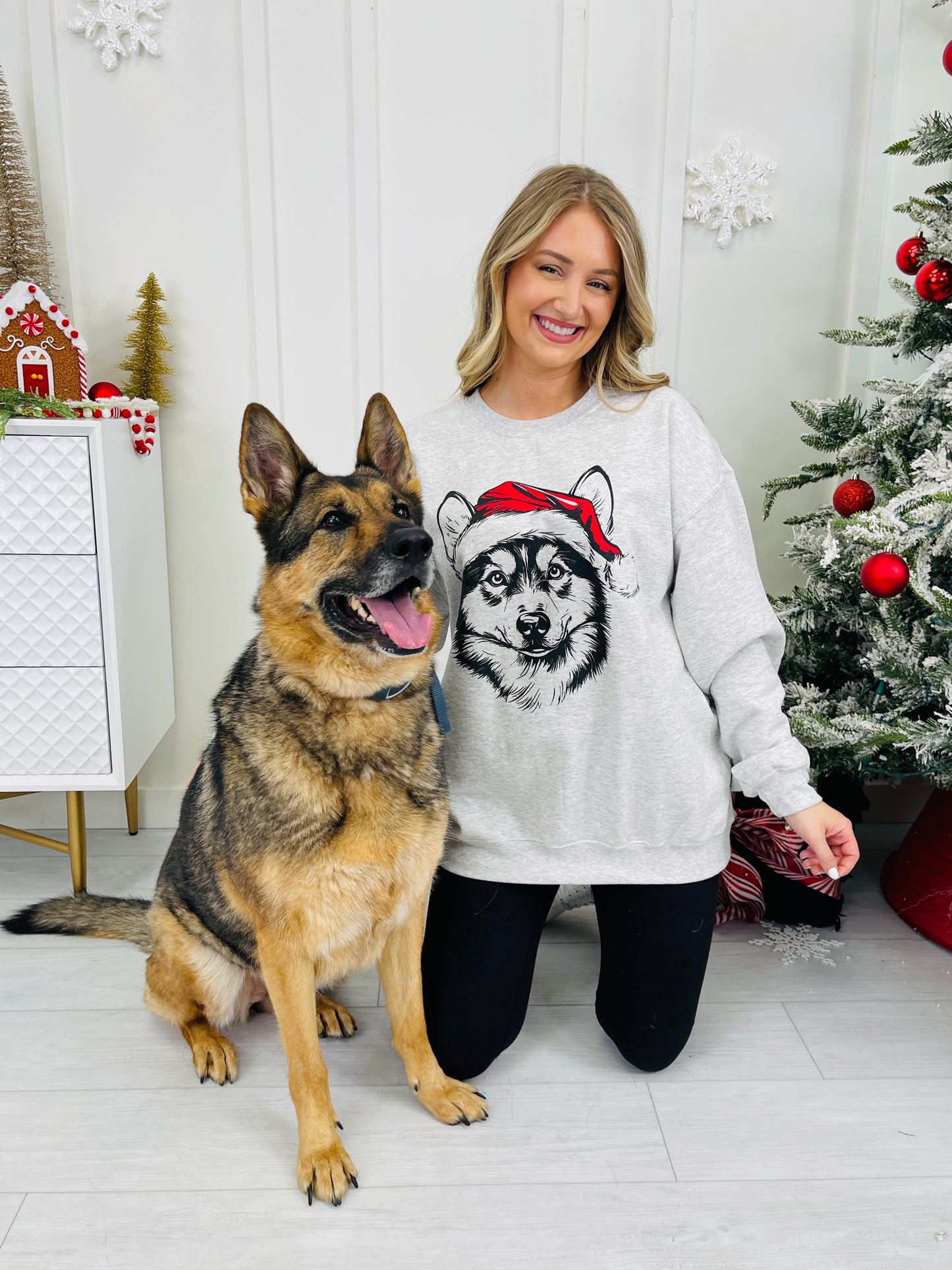 Jolly Husky Graphic Crewneck Sweatshirt