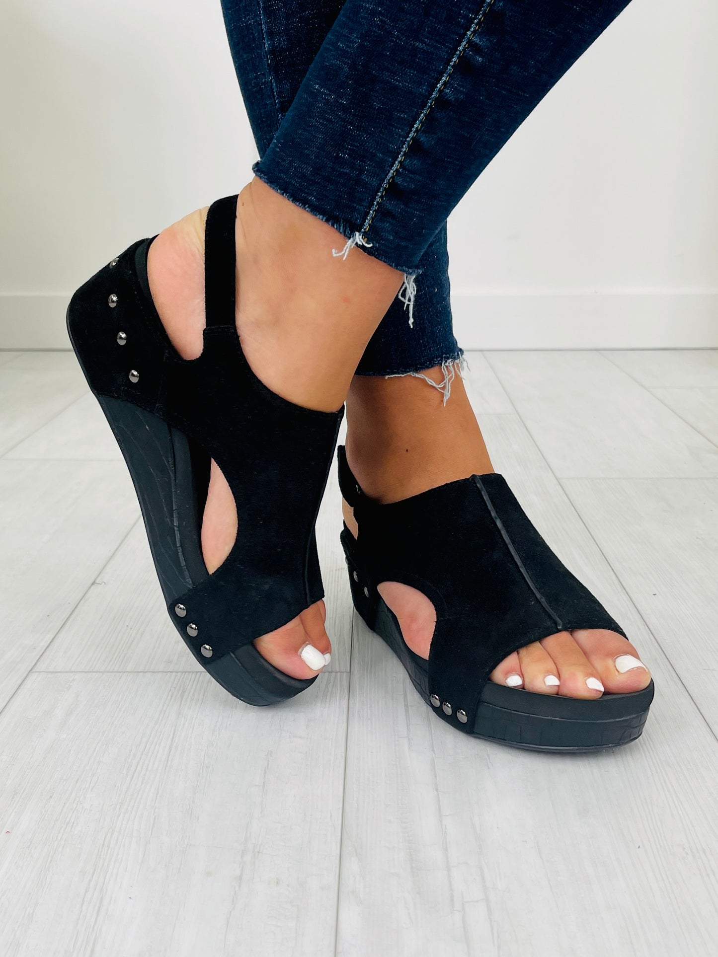 Studded Steps Wedges In Black Suede Croco