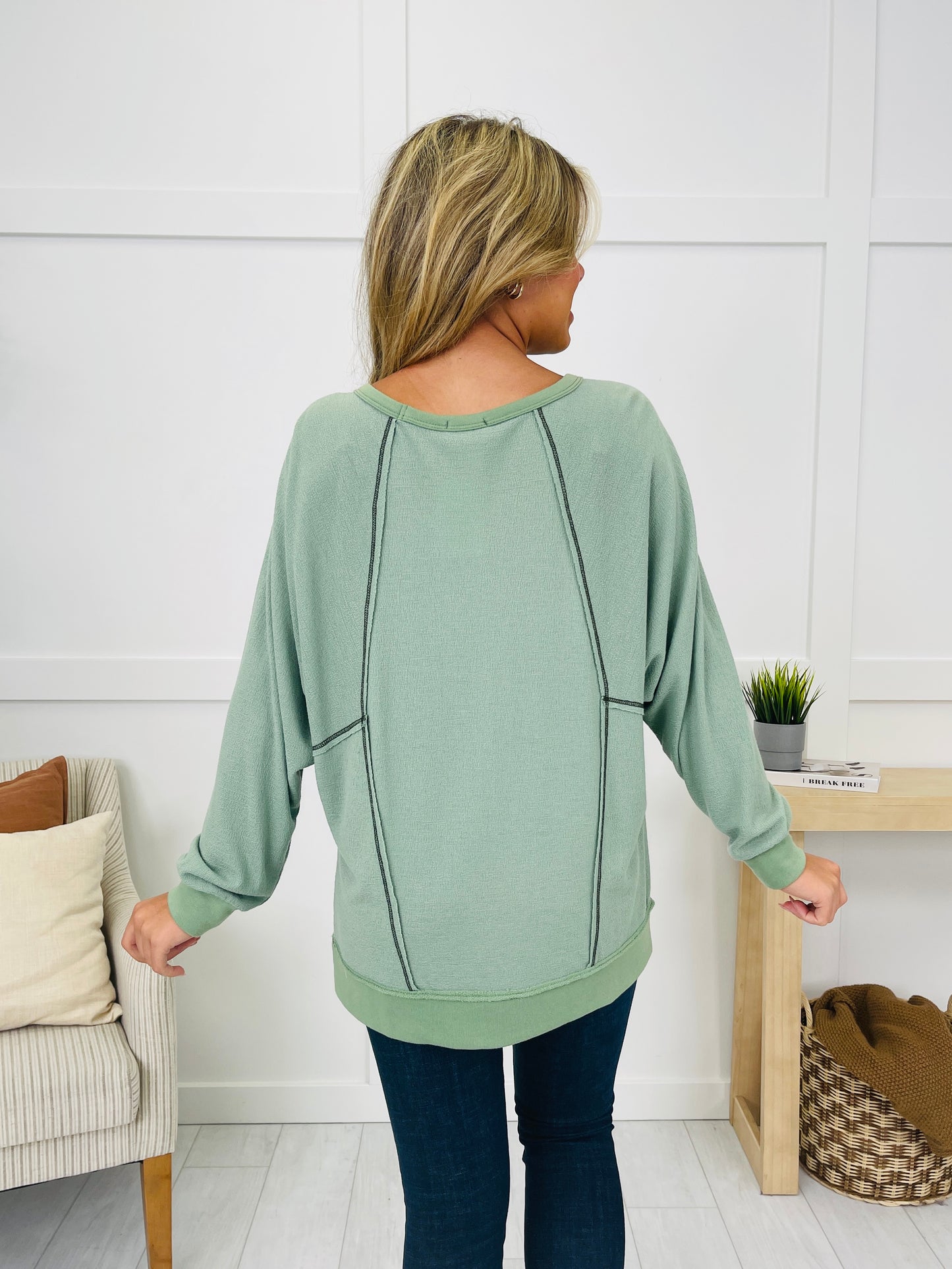 Lounge Instinct Pullover in Sage