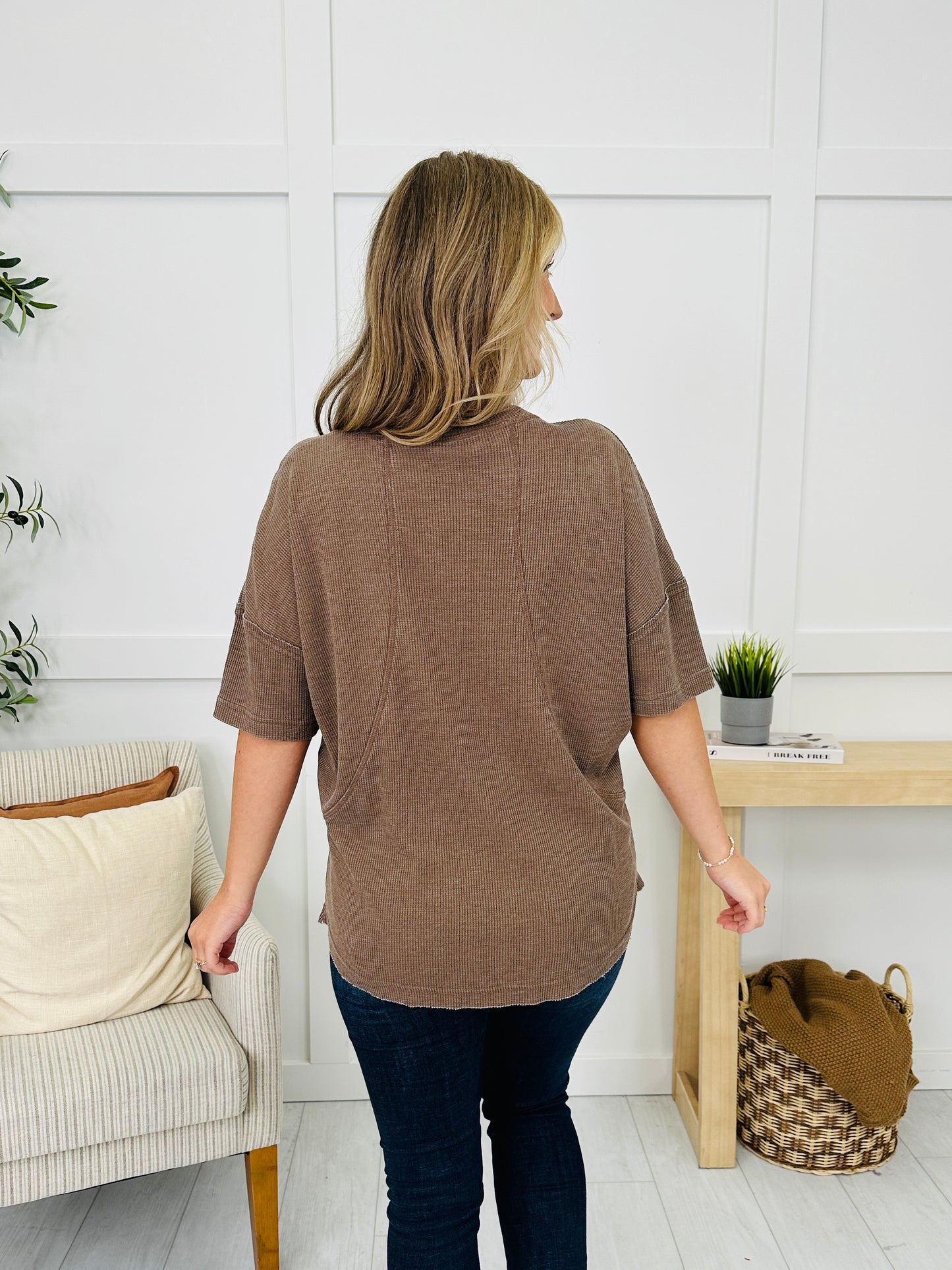 Unwind Vibes Top- Multiple Colors!