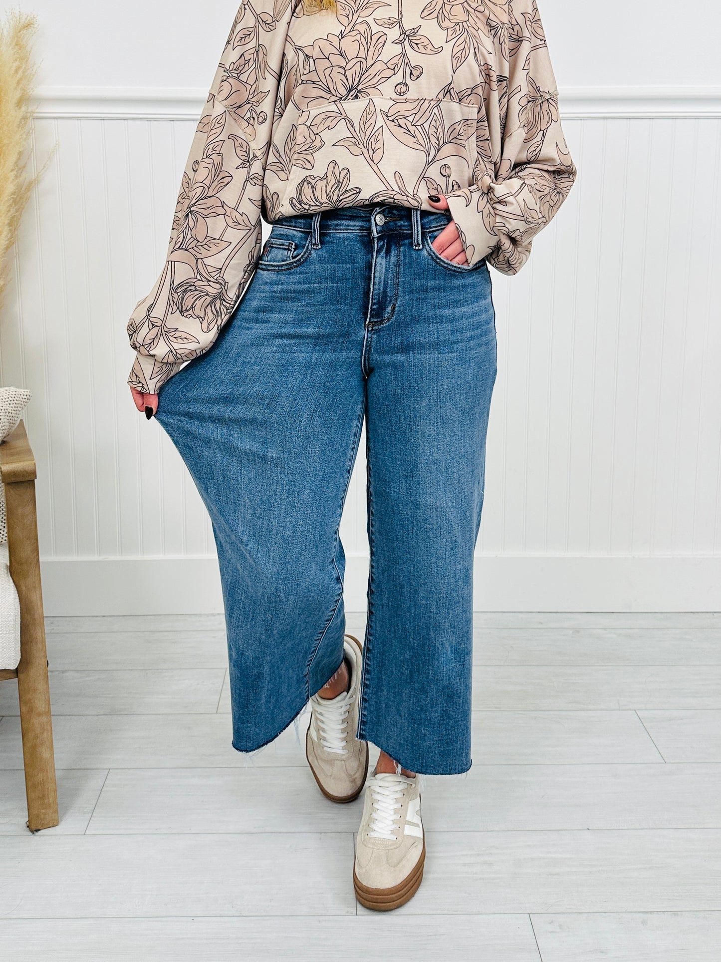Judy Blue Anything Goes Wide Leg Cropped Jeans