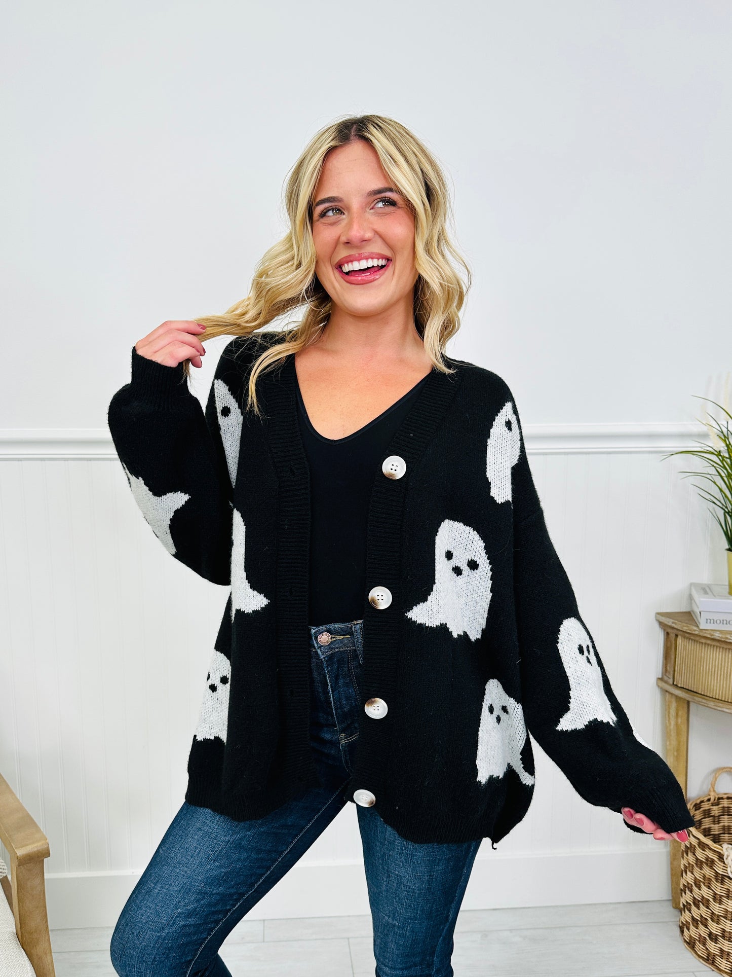 Ghostly Greetings Cardigan