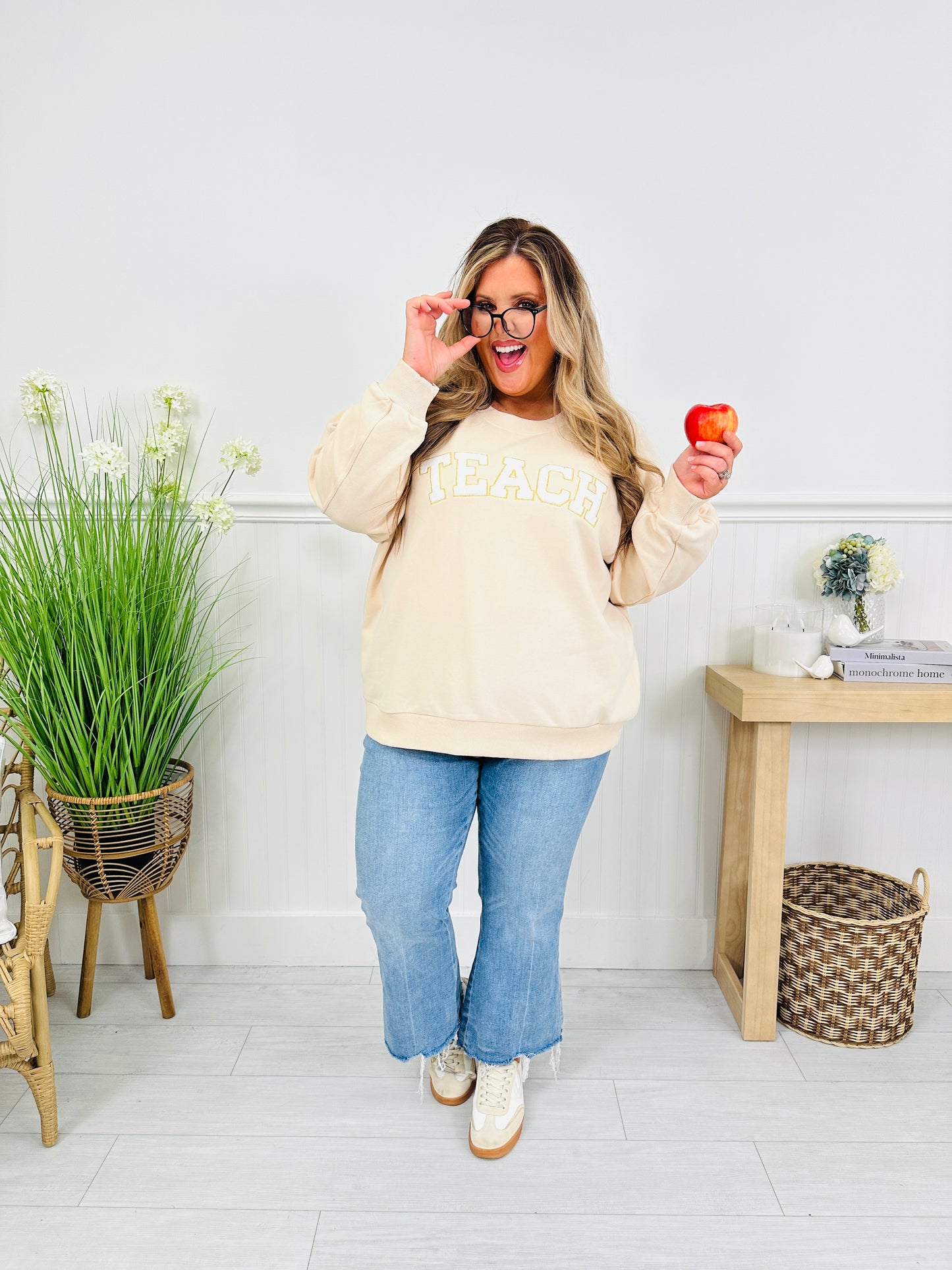 Teach MOCO Exclusive Crewneck In Taupe