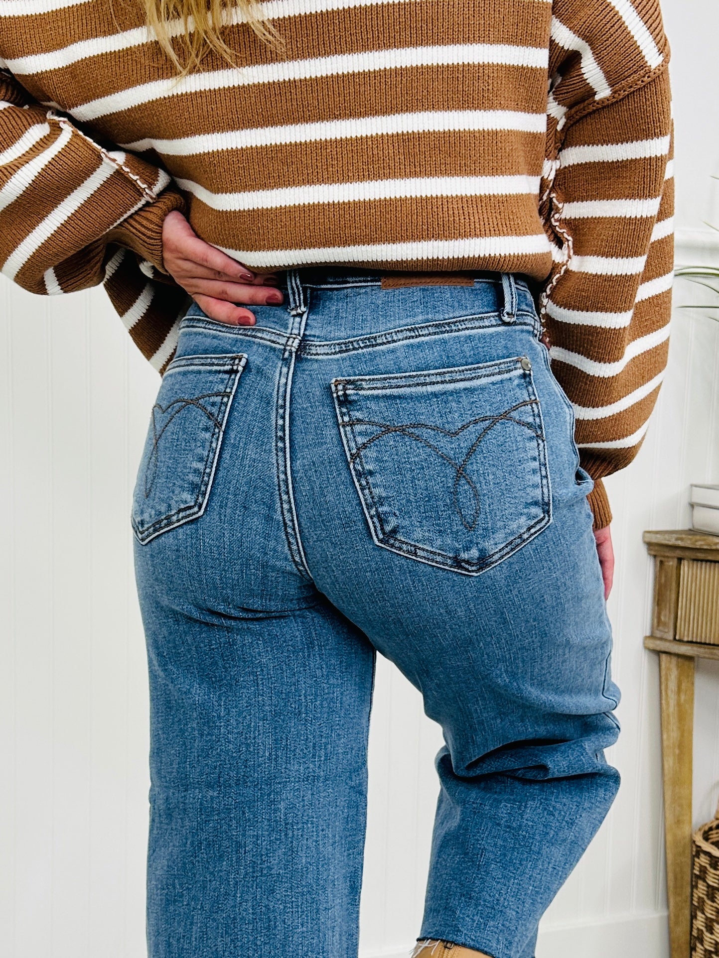 Judy Blue Anything Goes Wide Leg Cropped Jeans