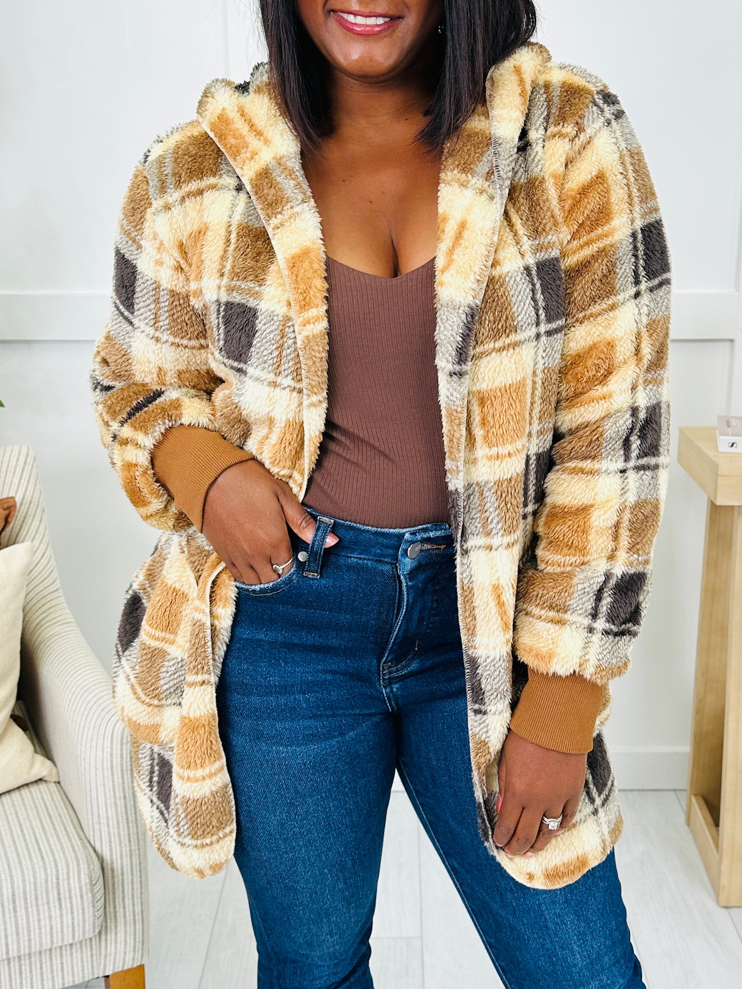 Luxe In The Wild Jacket In Camel