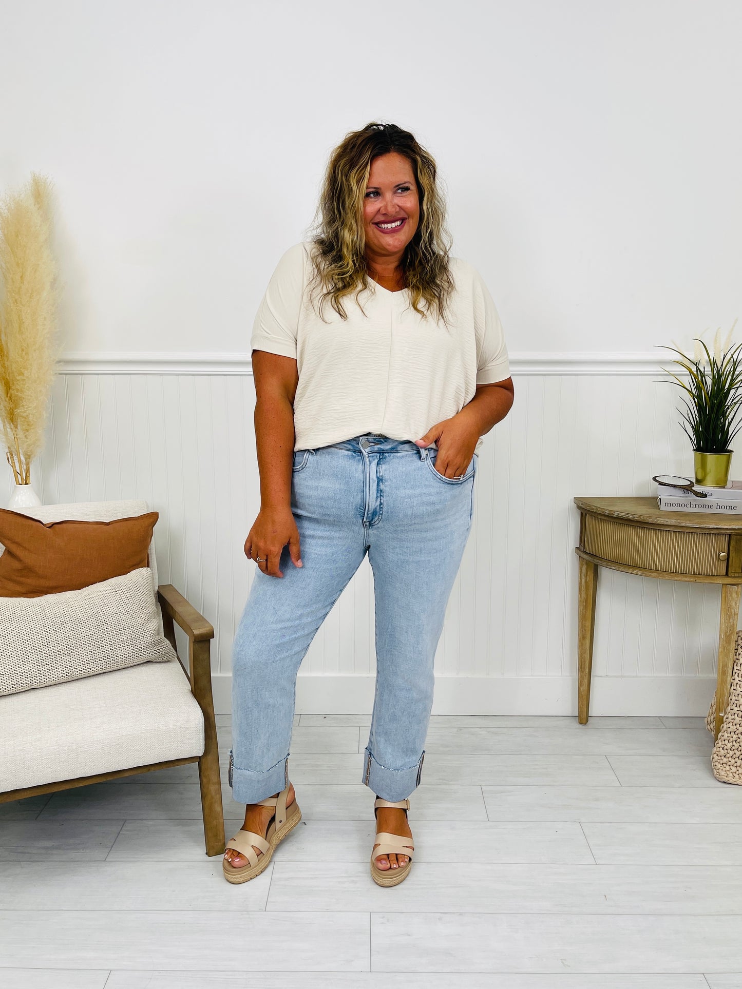 Crush On The Cuff Tummy Control Mom Jeans