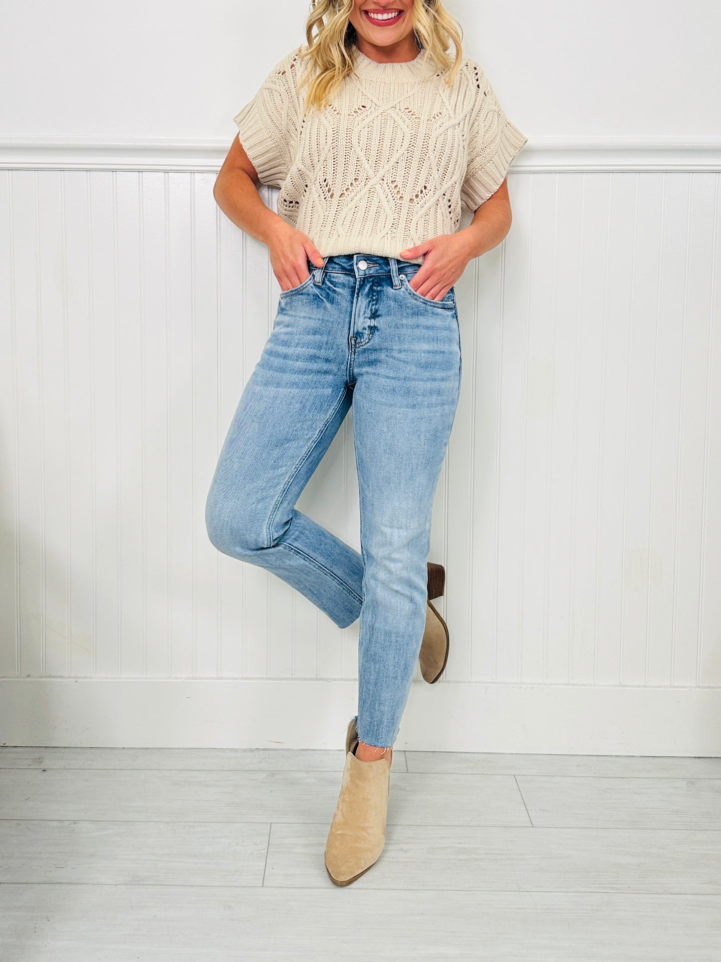 MOCO Exclusive Seamless Confidence Straight Leg Tummy Control Jeans