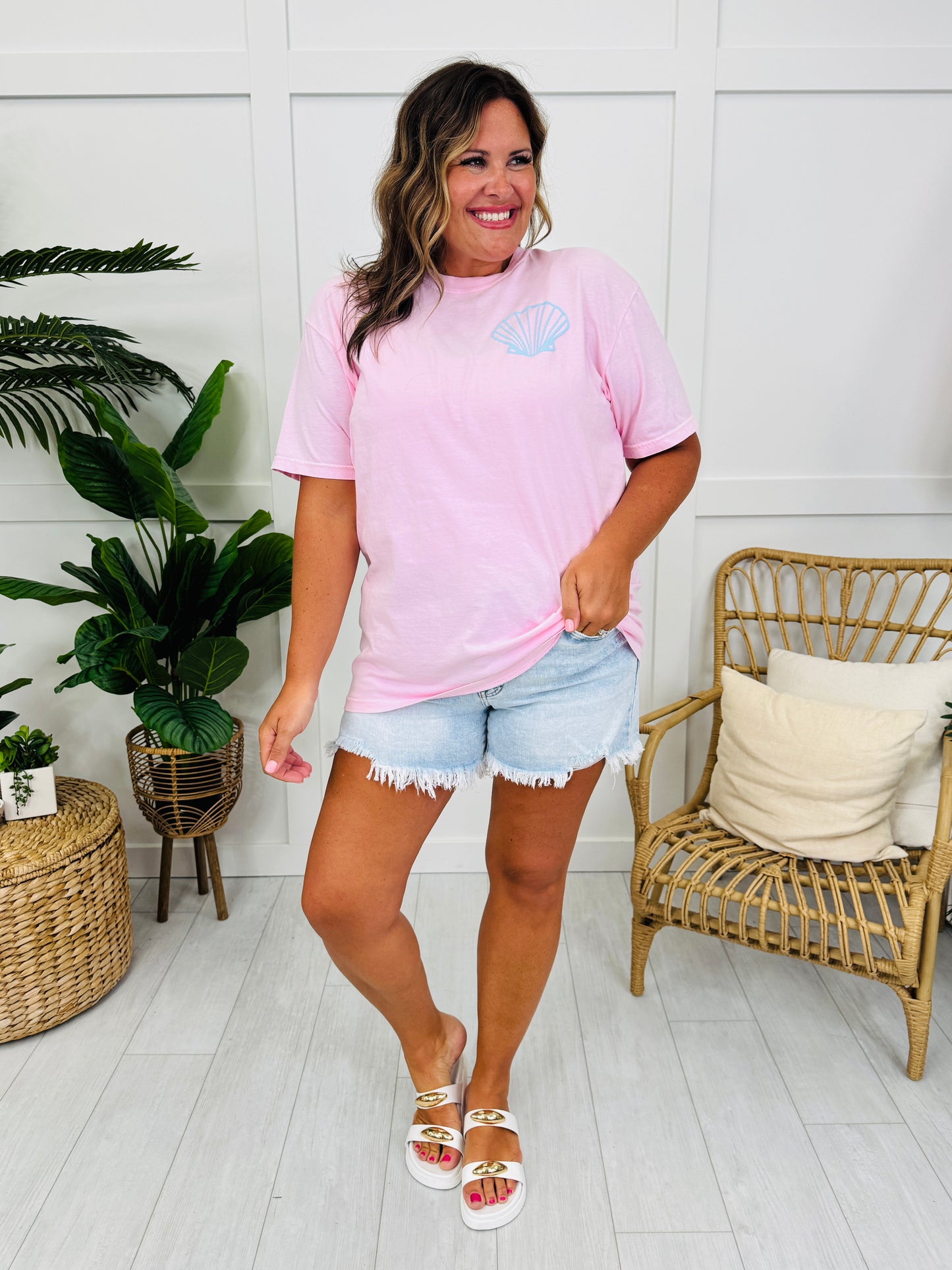 Saltwater Seashells Sunshine Graphic Tee