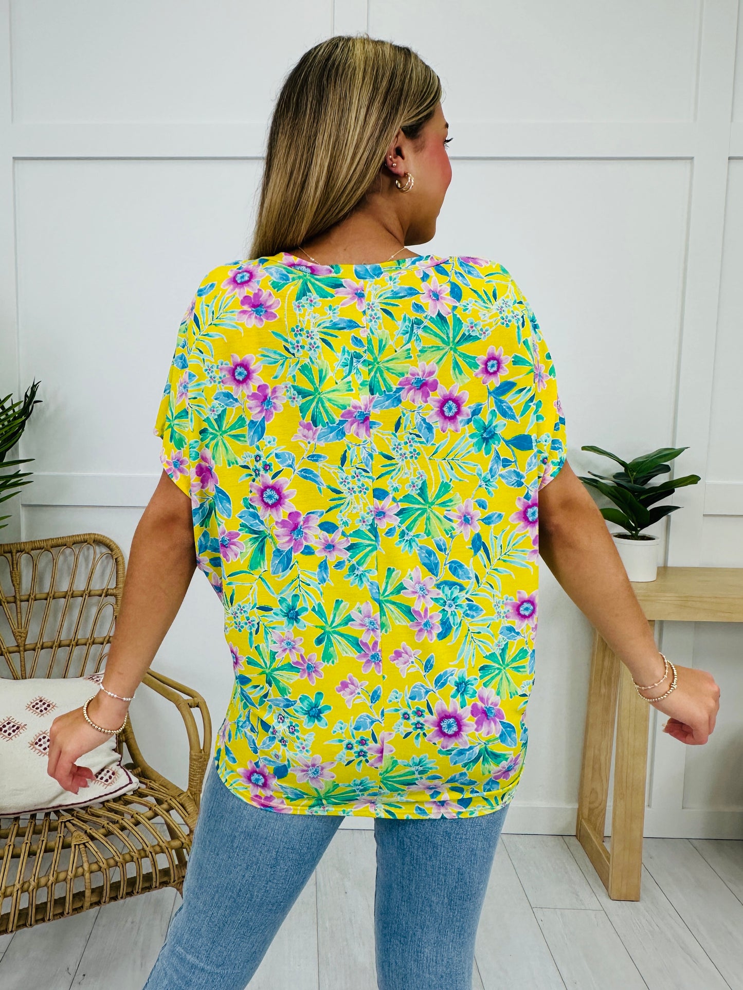 Radiant Daydream Top in Yellow