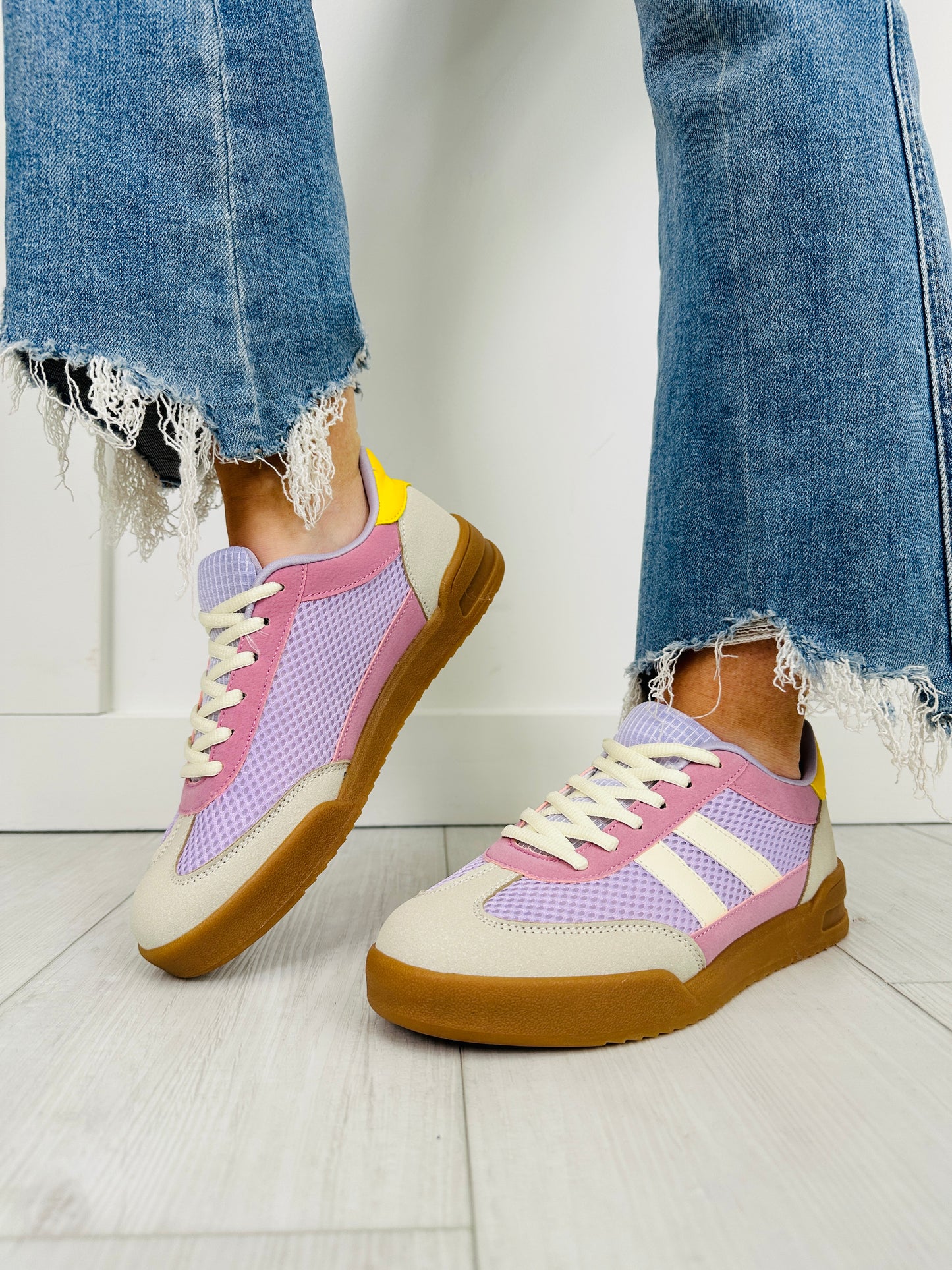 Harmony Blend Sneakers In Beige Lilac