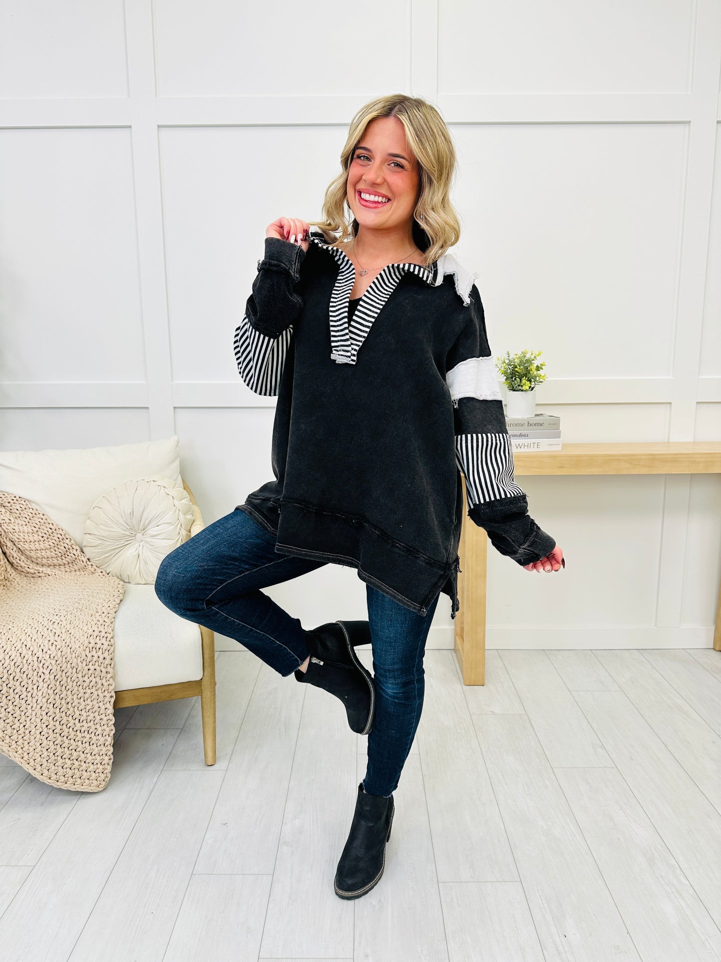 Striped Edge Pullover In Black Combo