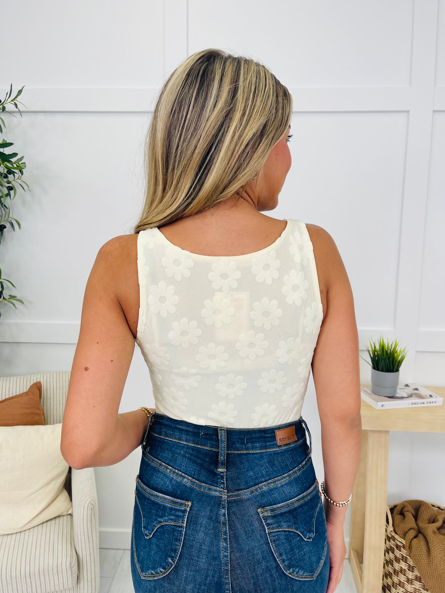 Petal Mode Tank Top in Cream