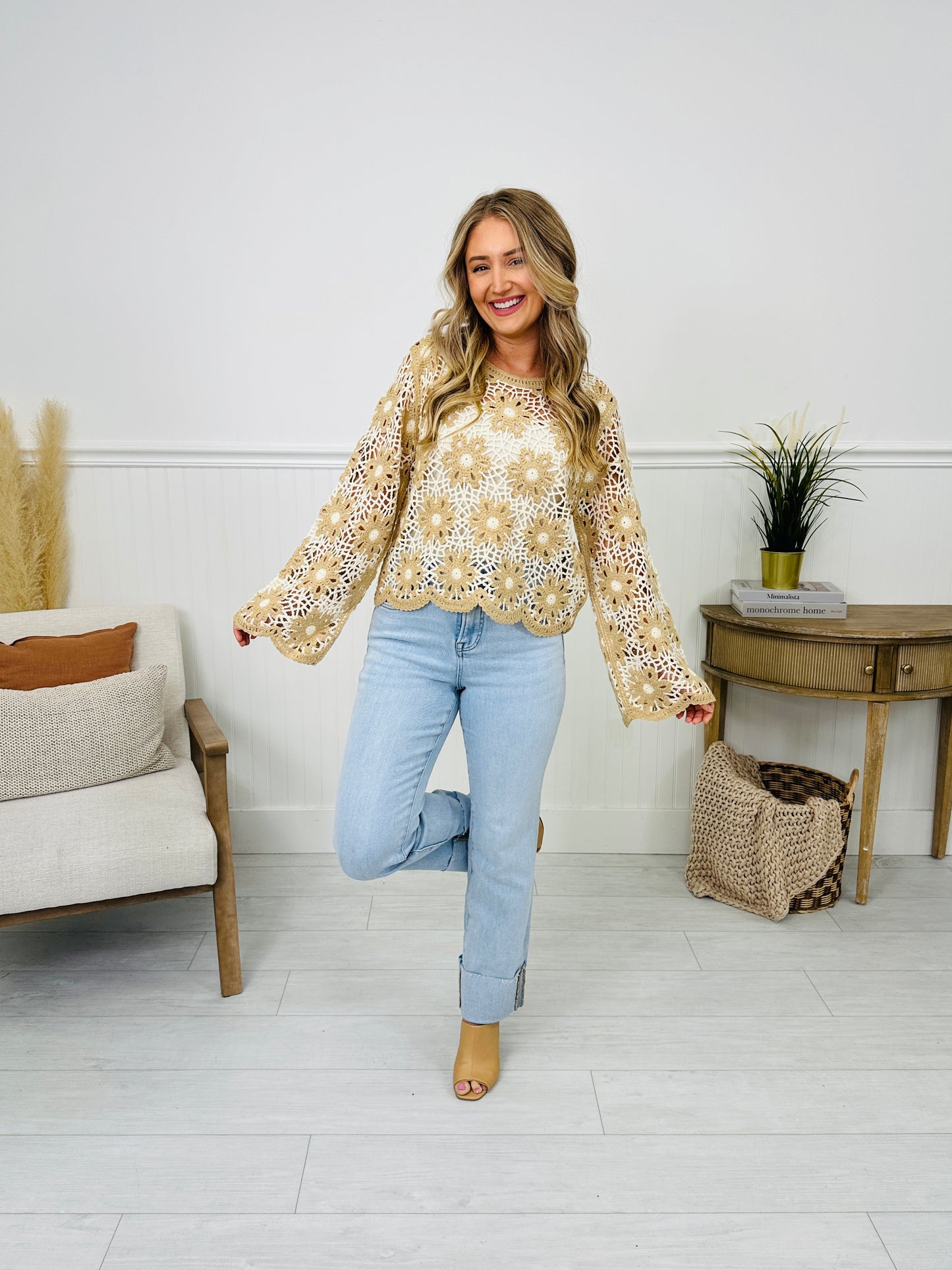Crush On The Cuff Tummy Control Mom Jeans