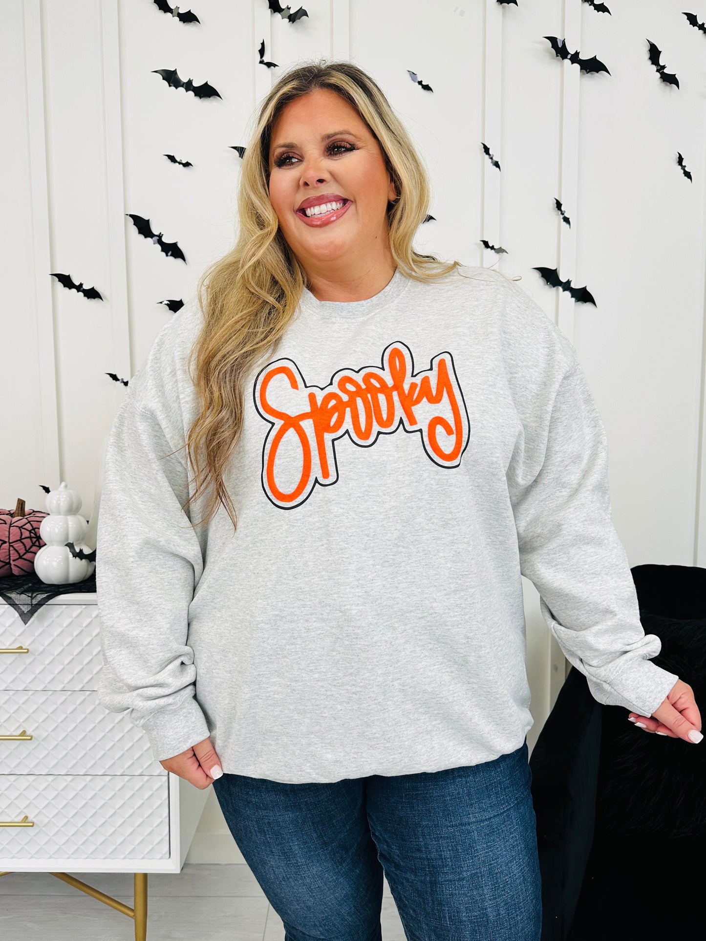 Spooky Script Graphic Crewneck Sweatshirt