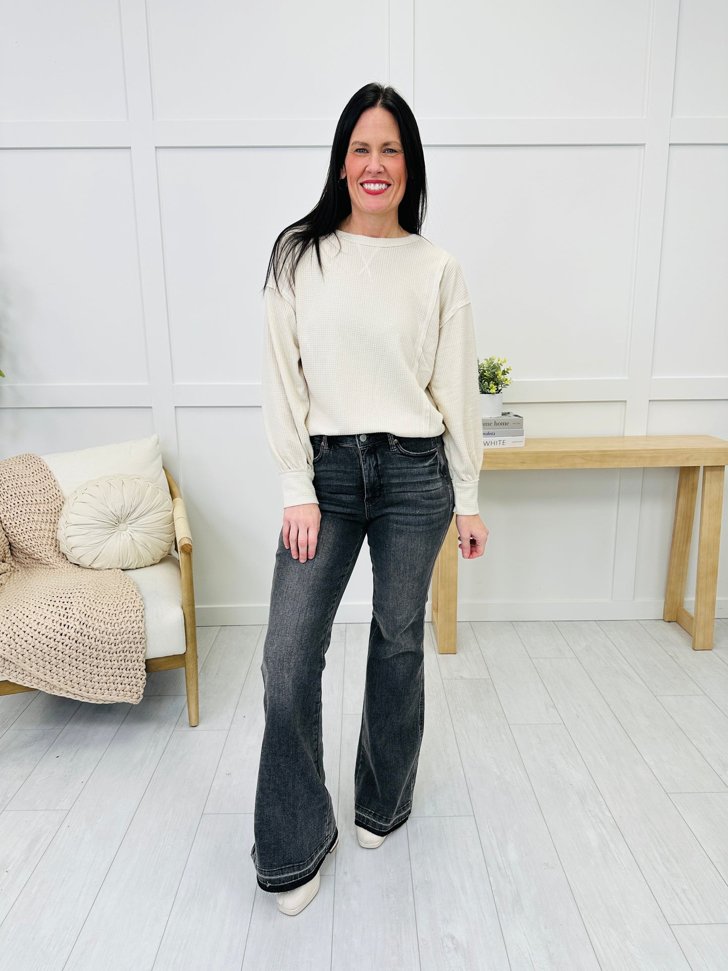 Judy Blue Midnight Moves Tummy Control Flare Jeans
