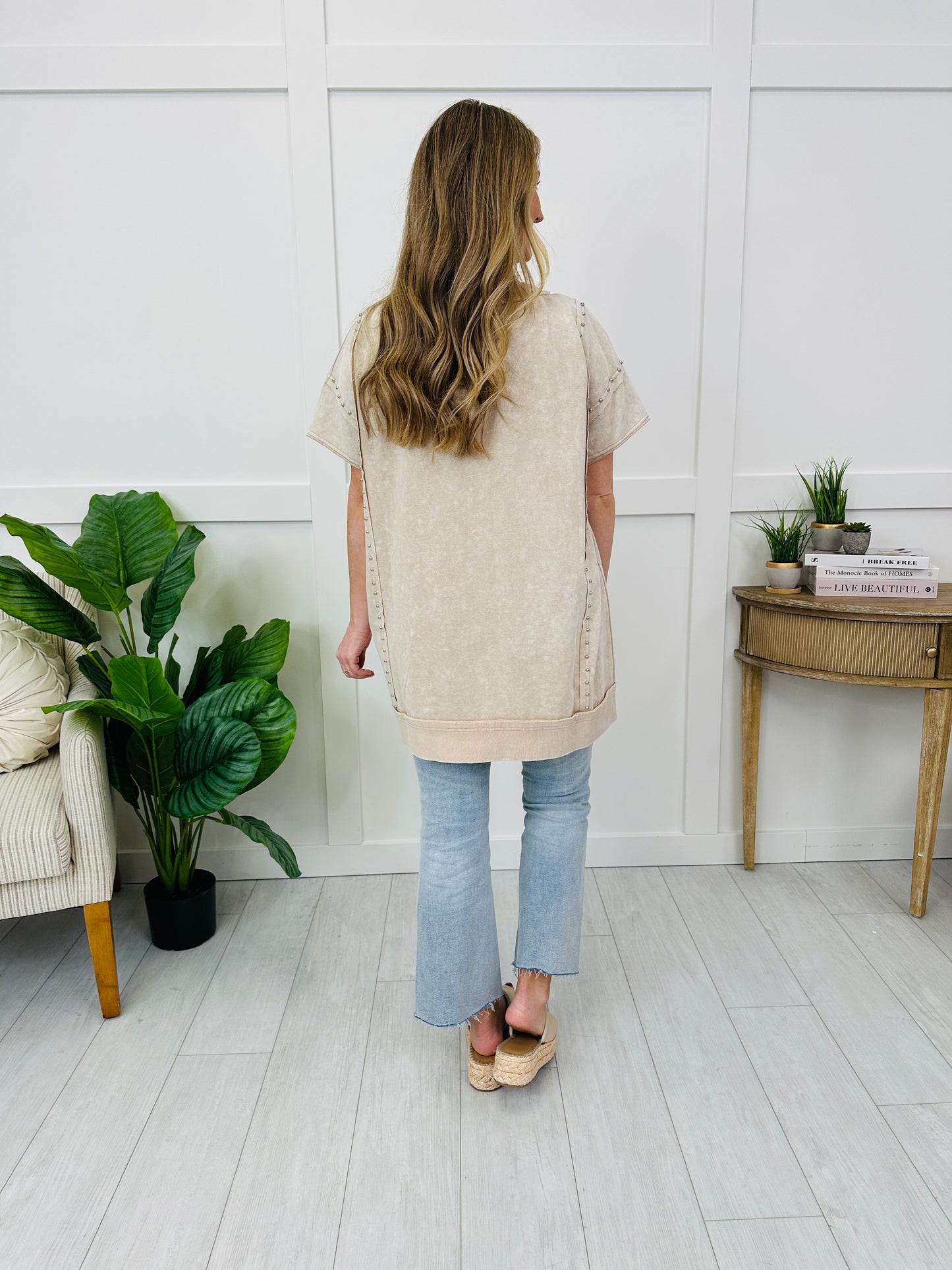 Sunwashed Mood Top In Stone