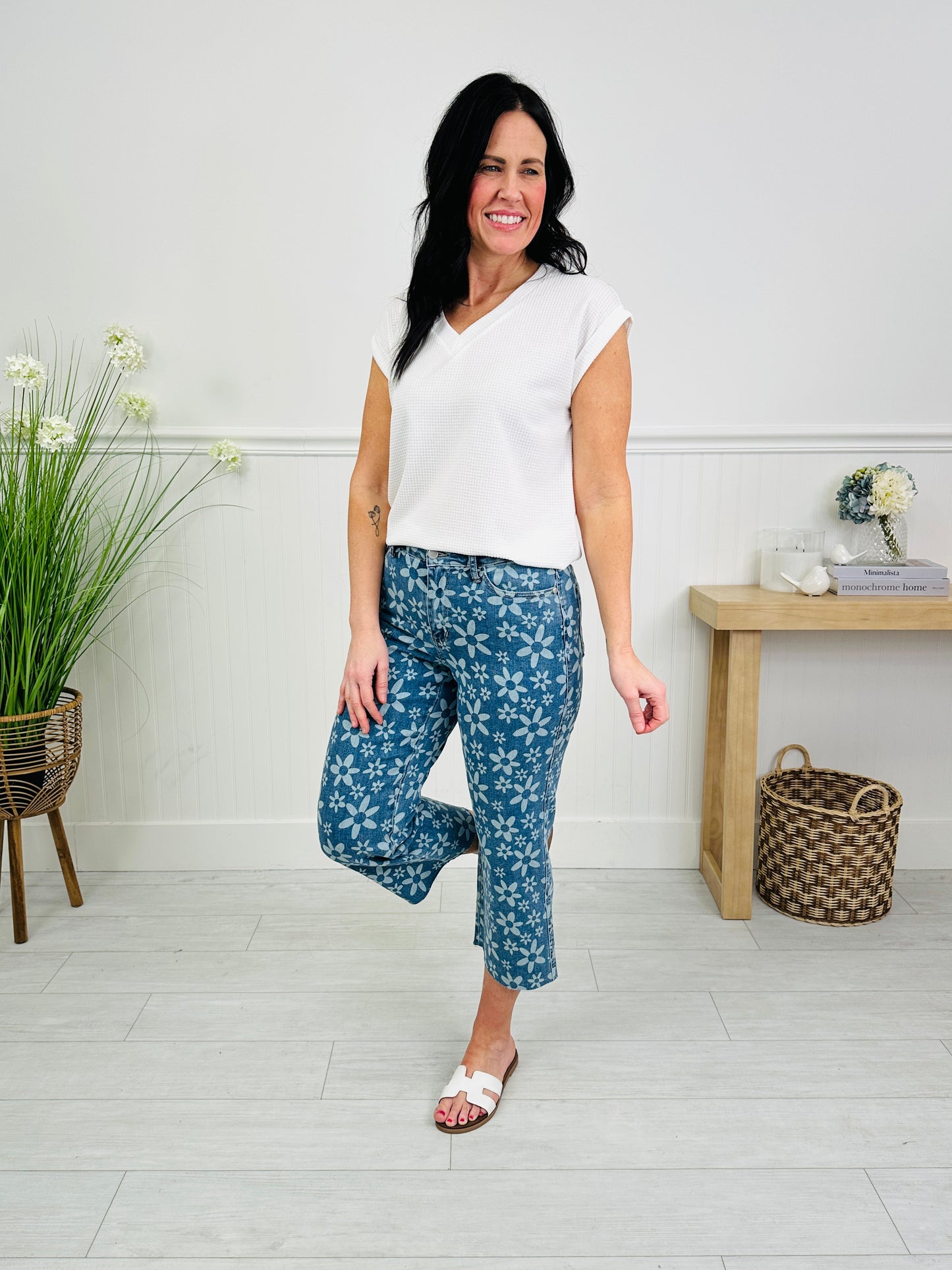 Judy Blue Daisy Daze Cropped Wide Leg Jeans
