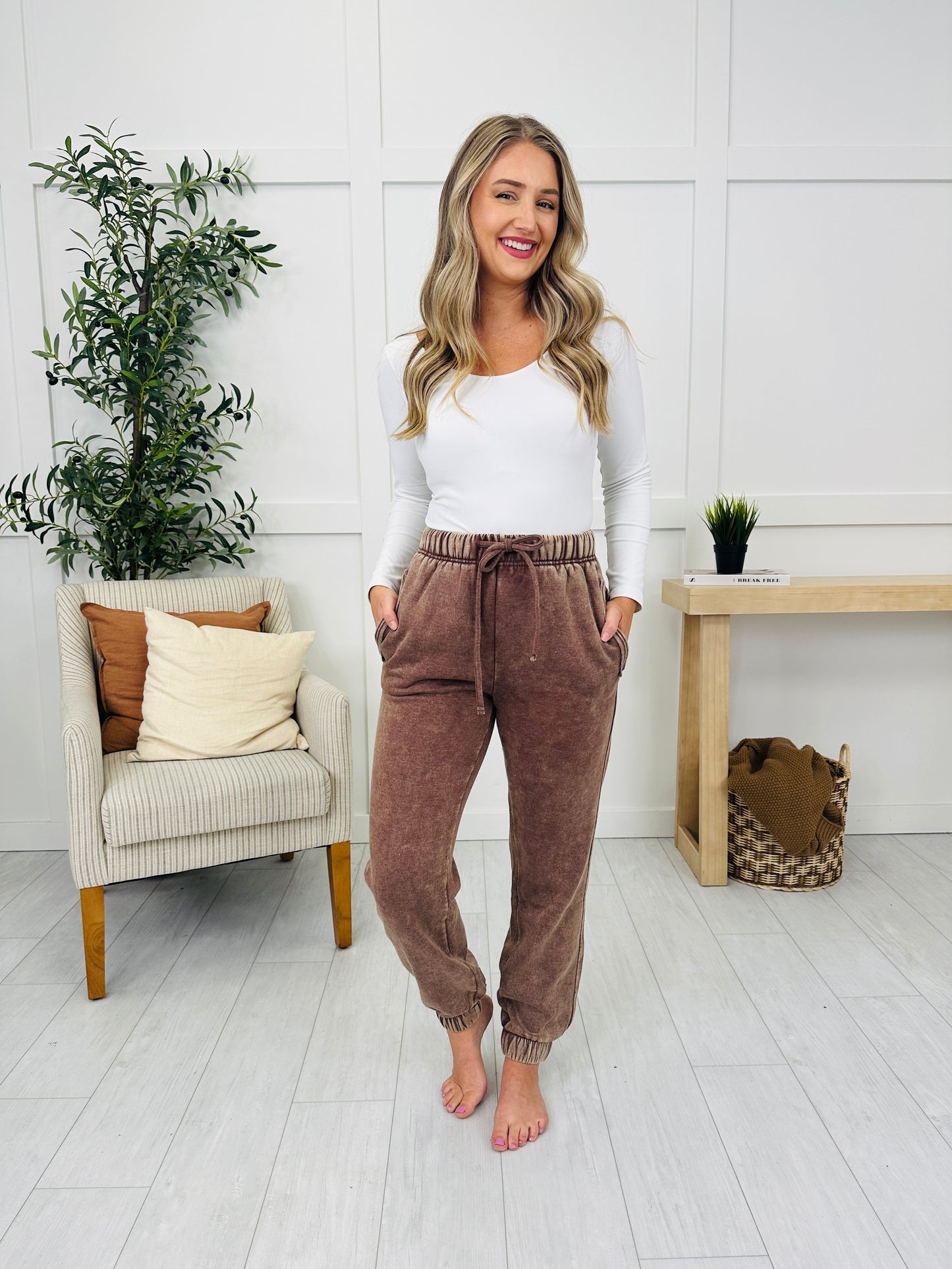 DOORBUSTER! Lounge Anthem Joggers- Multiple Colors!