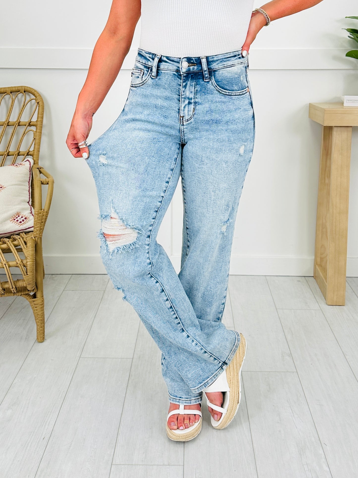 Judy Blue The Perfect Date Straight Jeans
