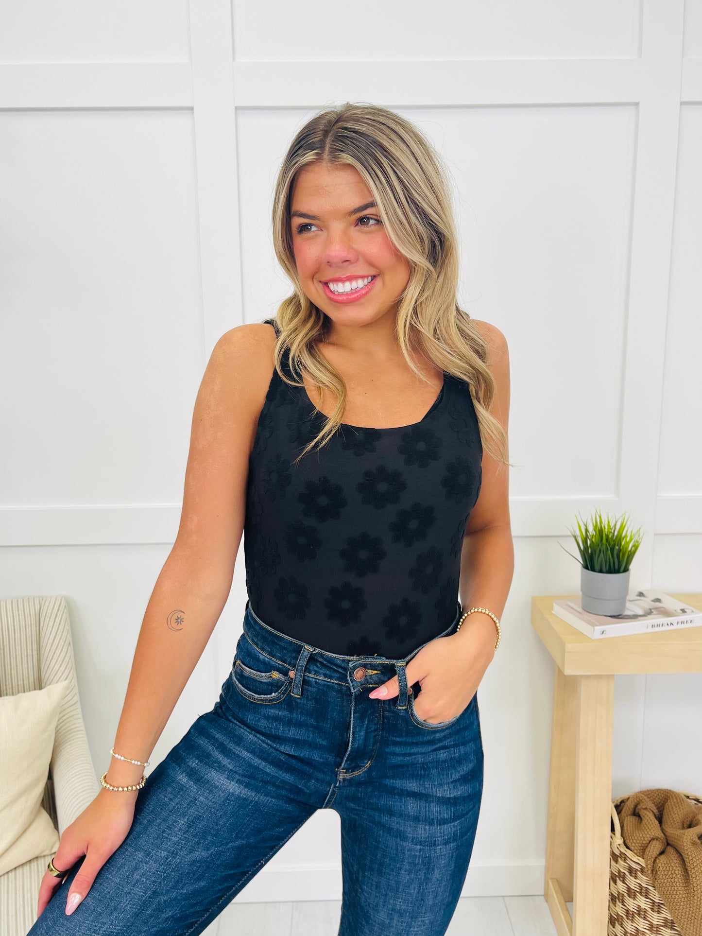 Petal Mode Tank Top in Black