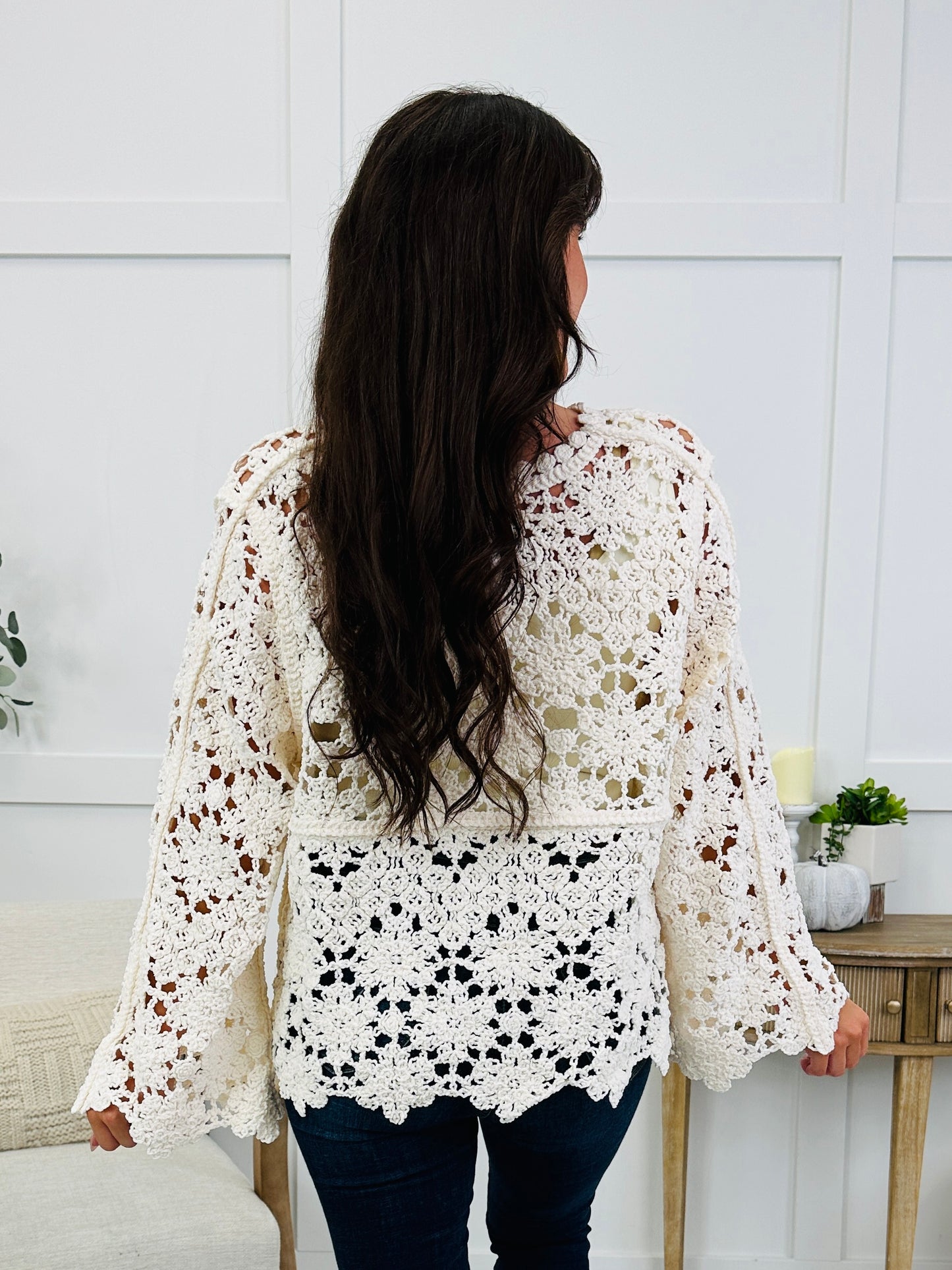 Dream Weaver Cardigan In Cream