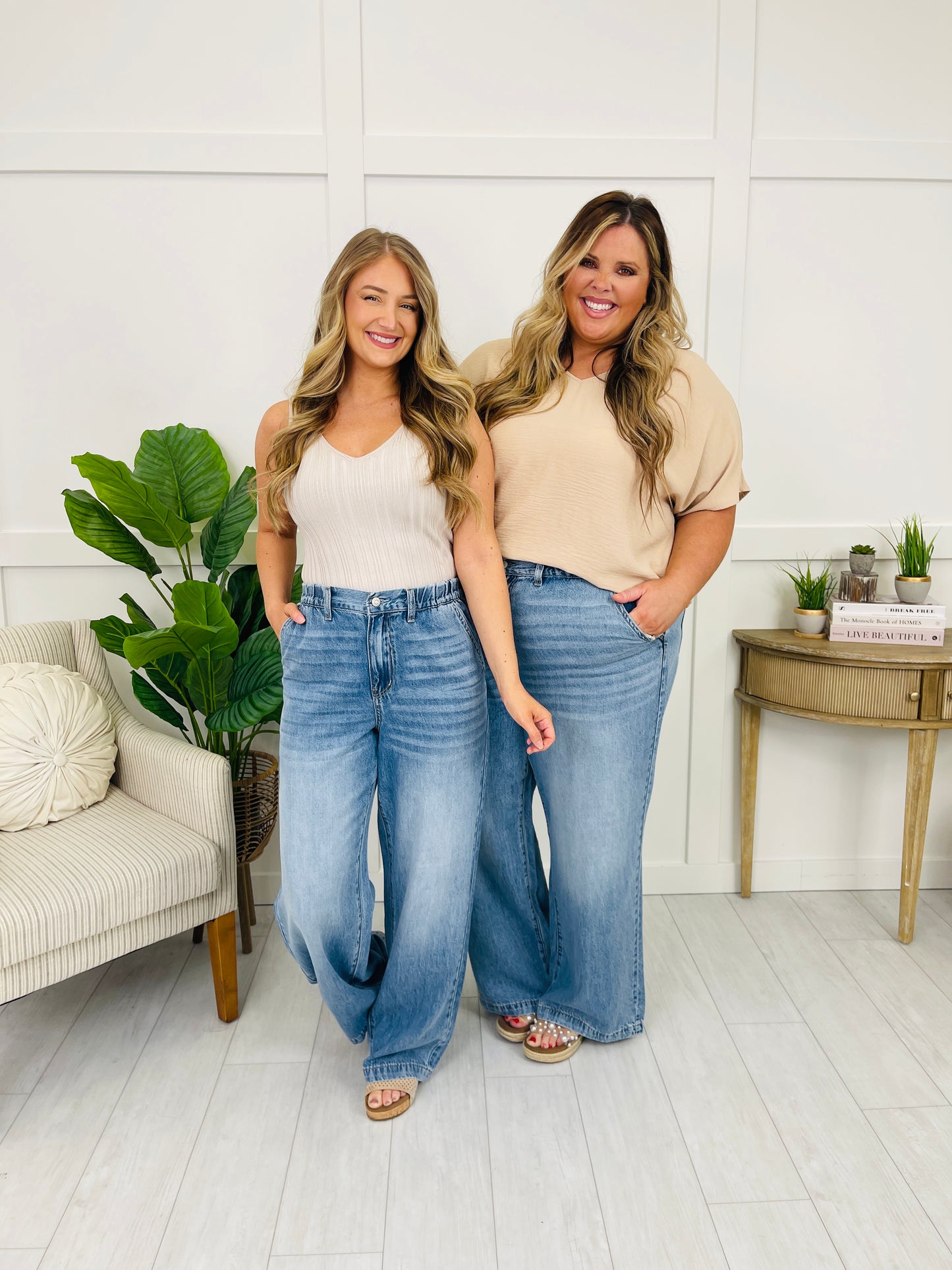 Judy Blue Effortlessly You Featherweight Jeans
