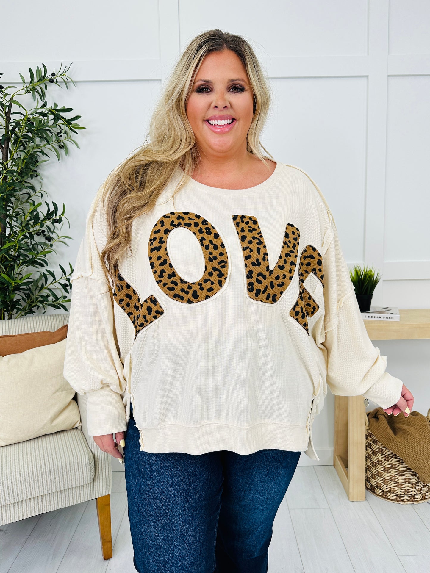 Love On The Loose Pullover