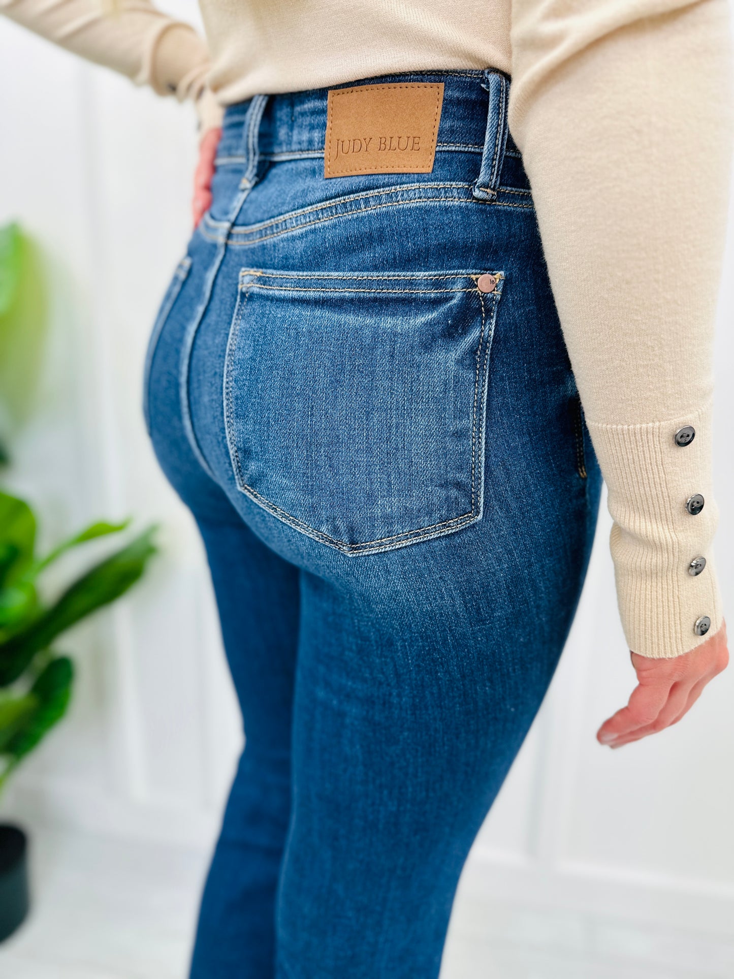 Judy Blue REG/CURVY Always There Flare Jeans
