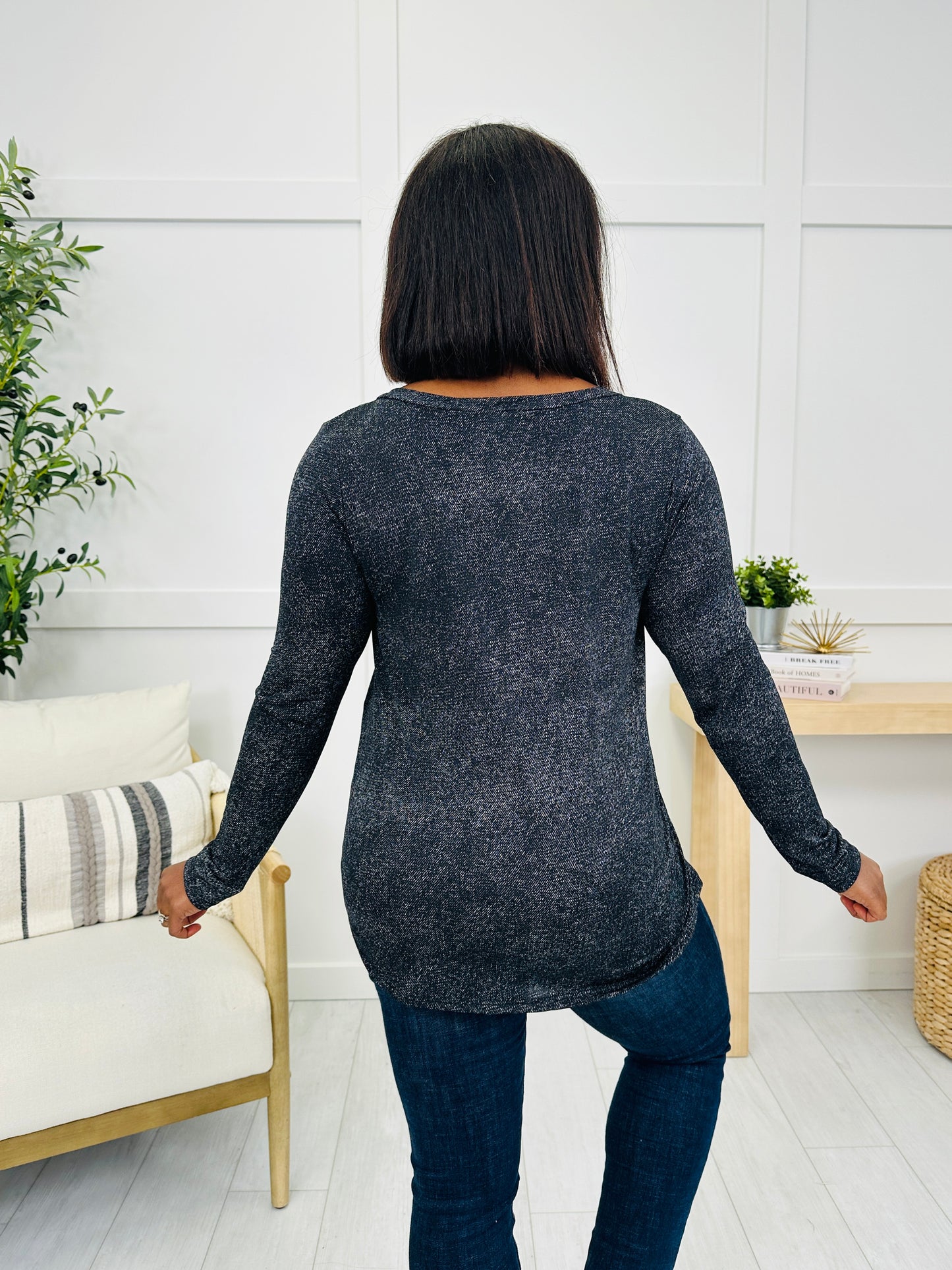 Main Character Energy Pullover