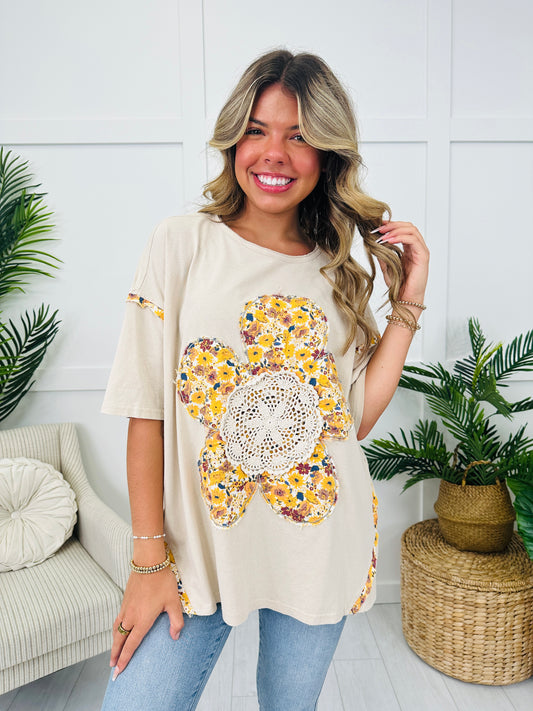 Bouquet Bliss Top In Lt Khaki