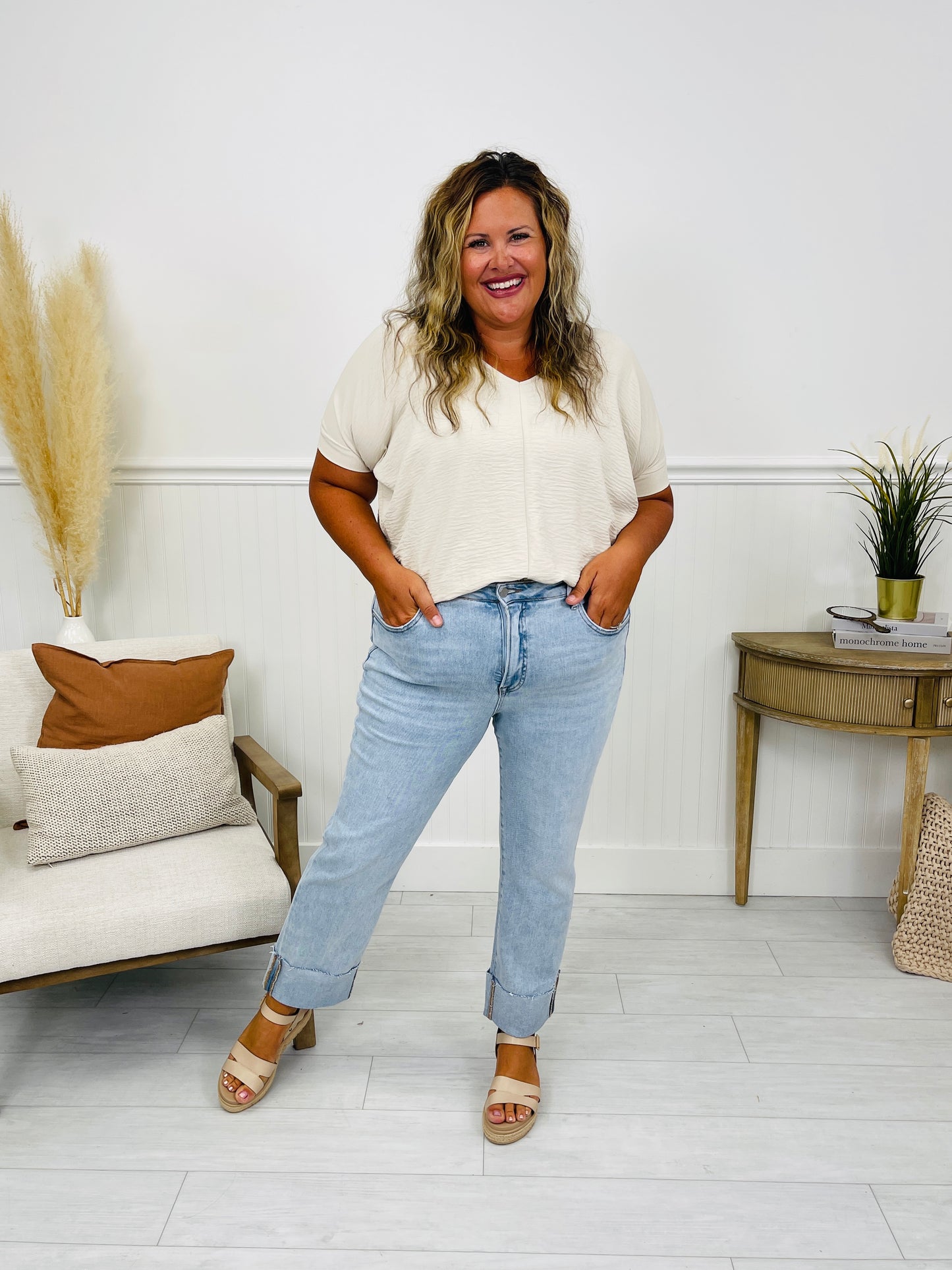 Crush On The Cuff Tummy Control Mom Jeans