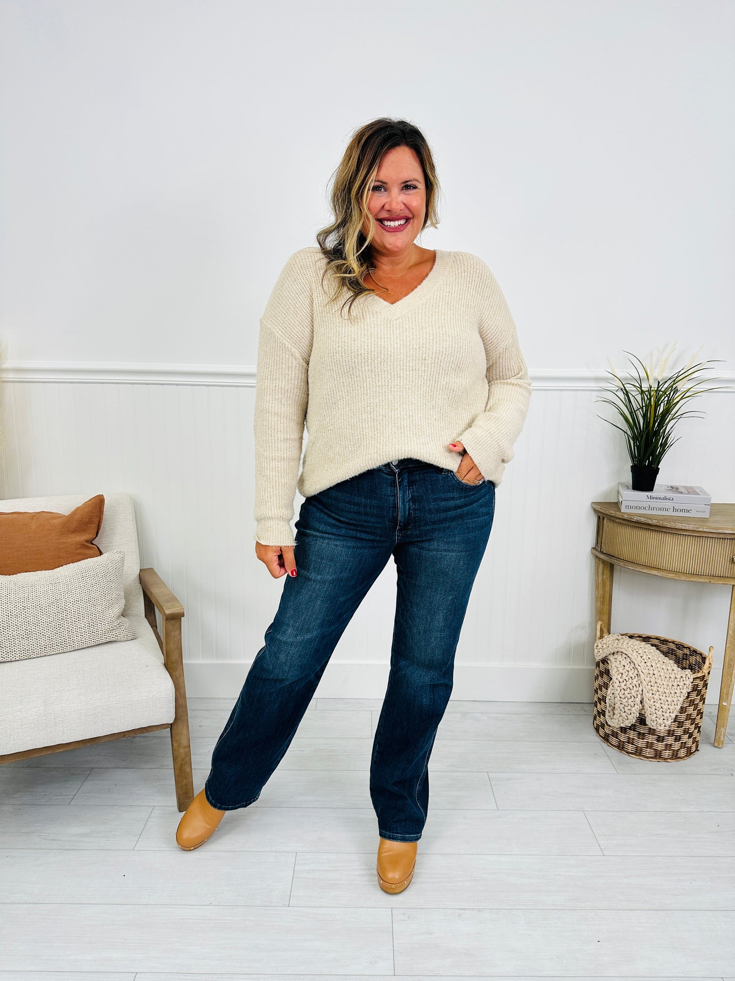 Judy Blue REG/CURVY Be In Control Tummy Control Straight Jeans- Multiple Inseams!