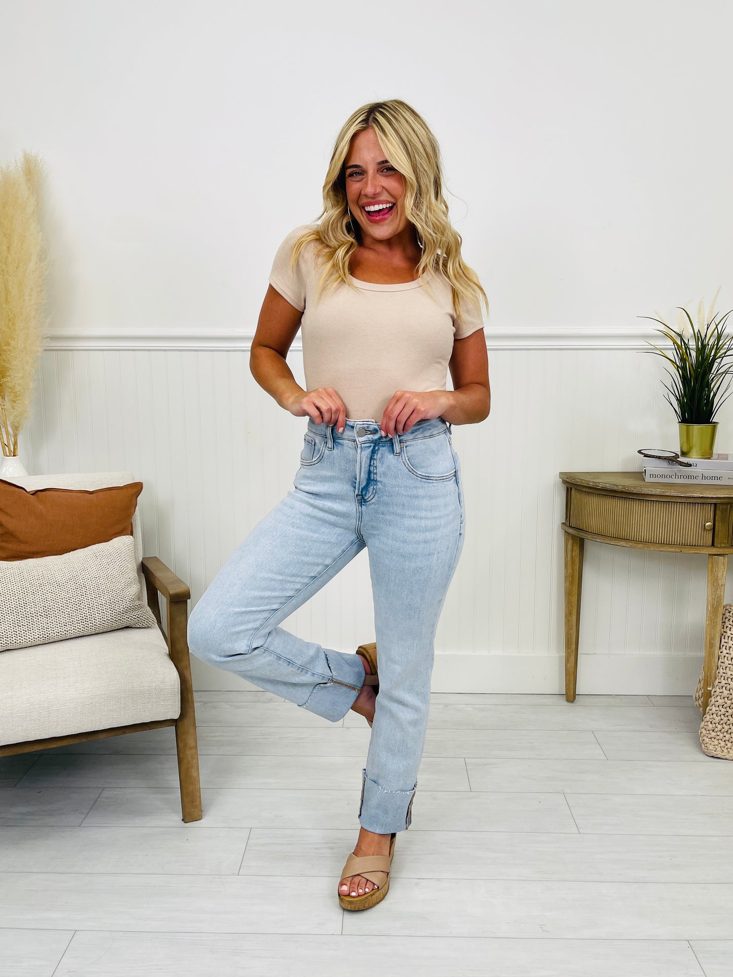 Crush On The Cuff Tummy Control Mom Jeans