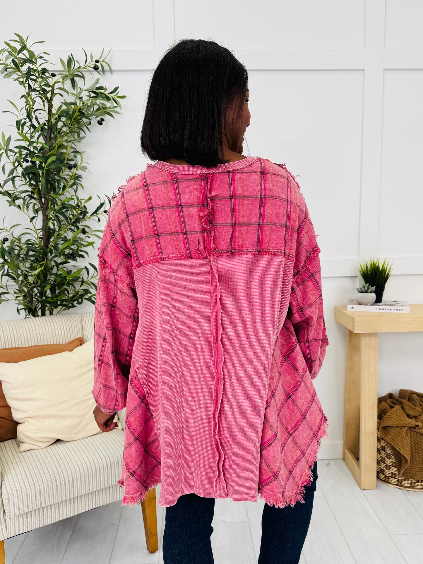 Fray The Rules Pullover in Wine