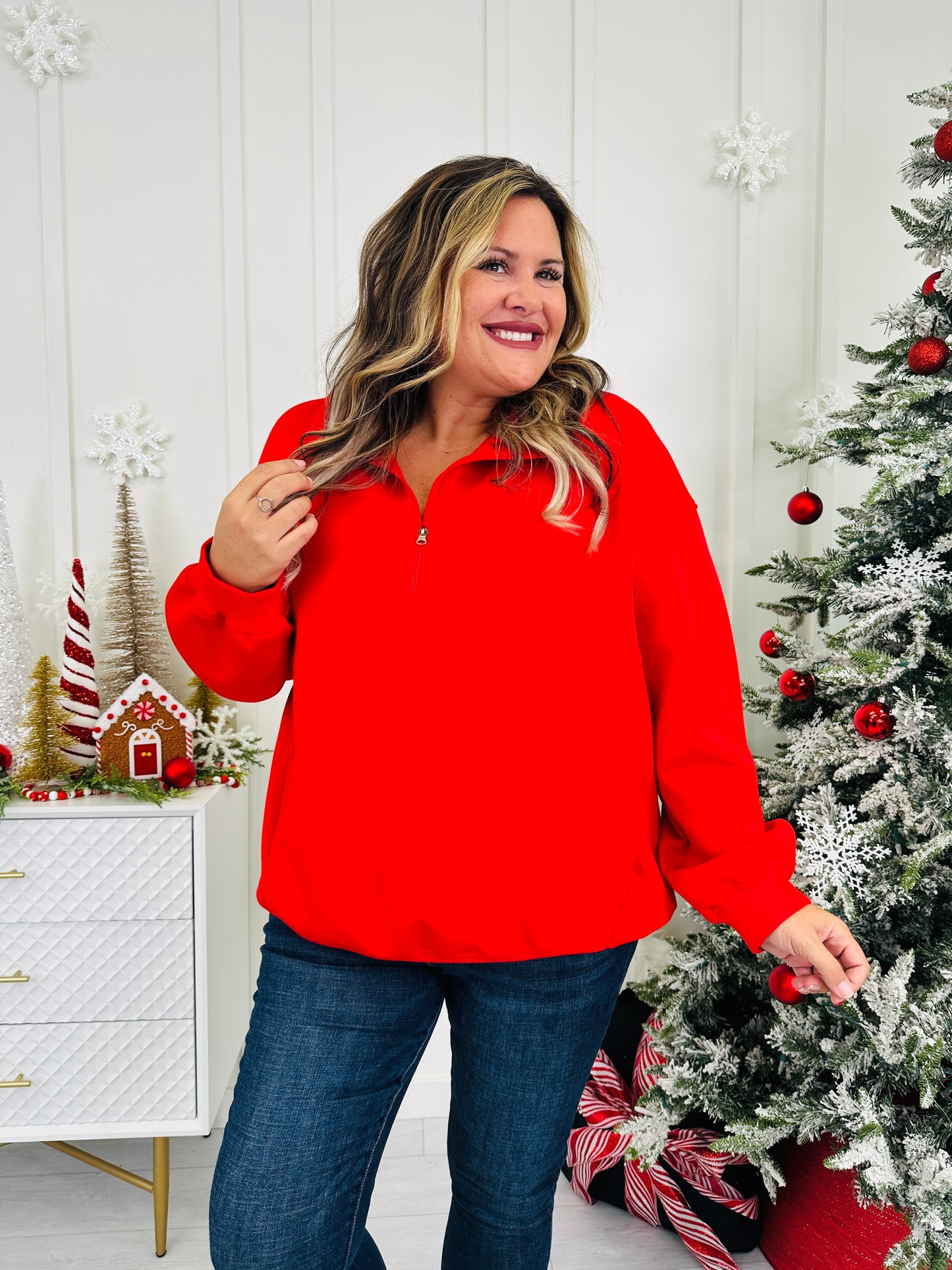 MOCO Exclusive Super Scuba Pullover In Red