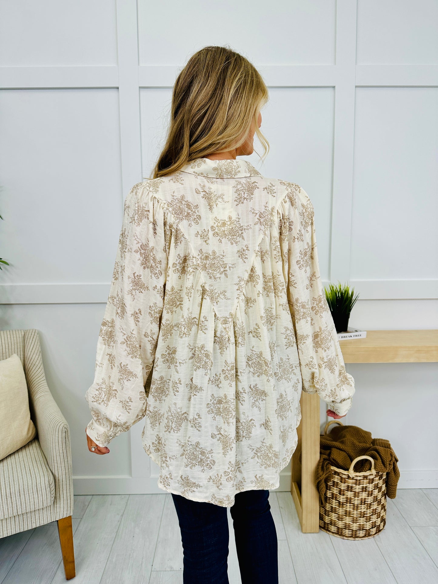 Sweet On Sunday Top in Oatmeal