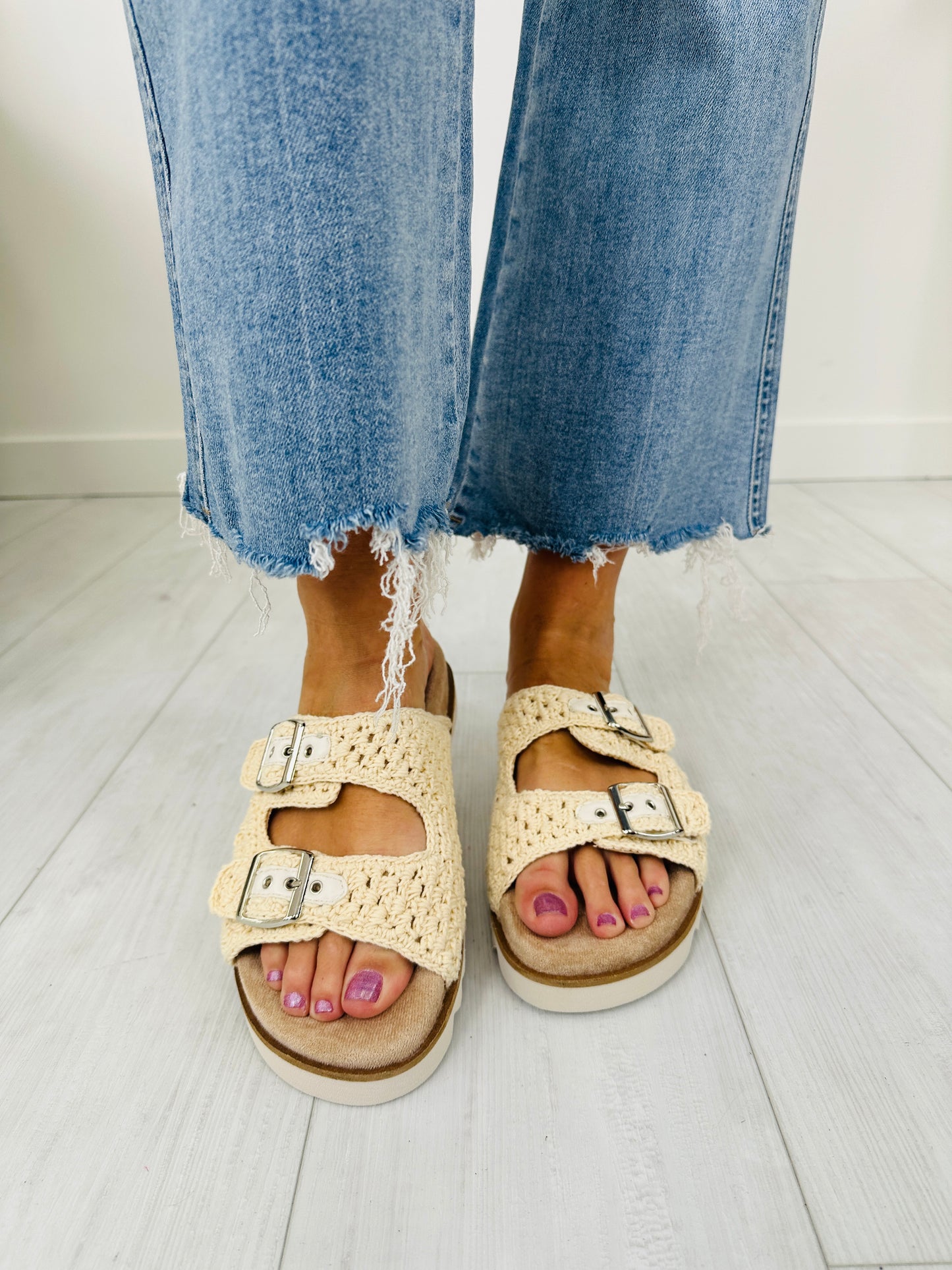 Coastal Buckle Sandals In Natural