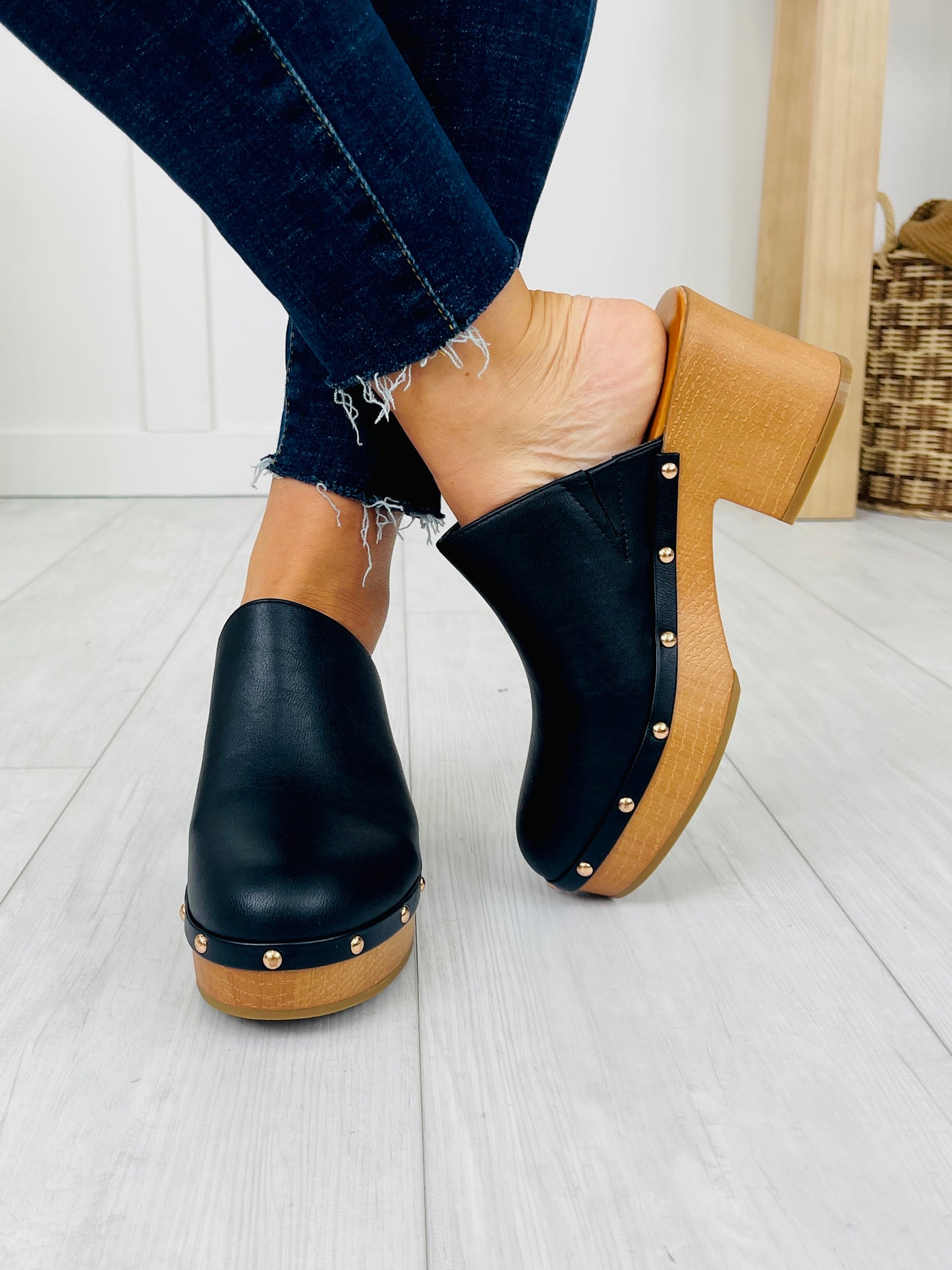 All Set To Strut Clogs in Black