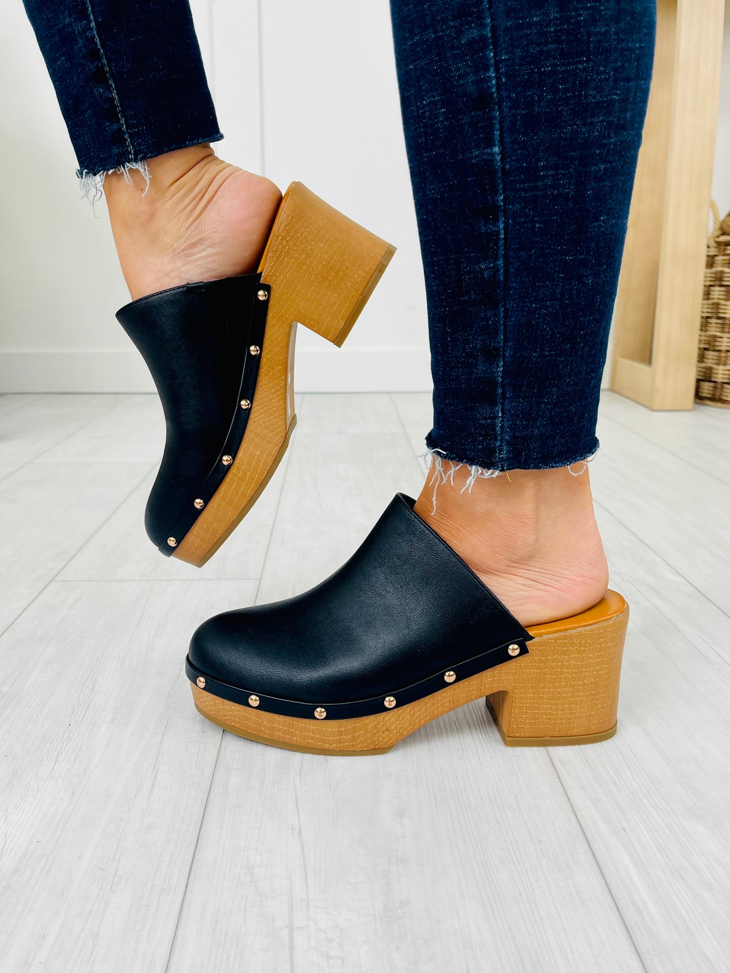 All Set To Strut Clogs in Black