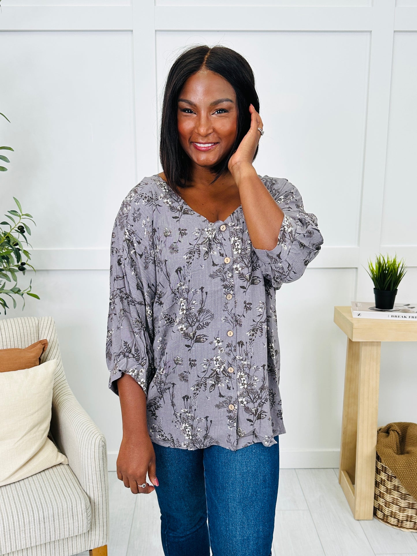 Love Knows Light Top in Dune Grey