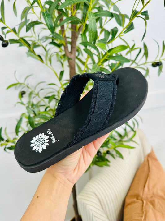 Sunset Drift Flip Flops in Black