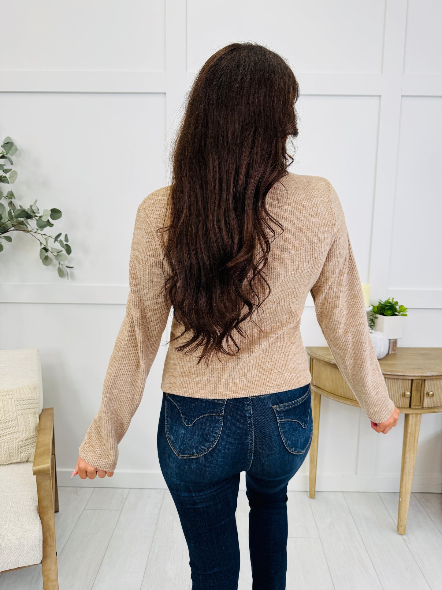 Quiet Luxury Cardigan In Mocha
