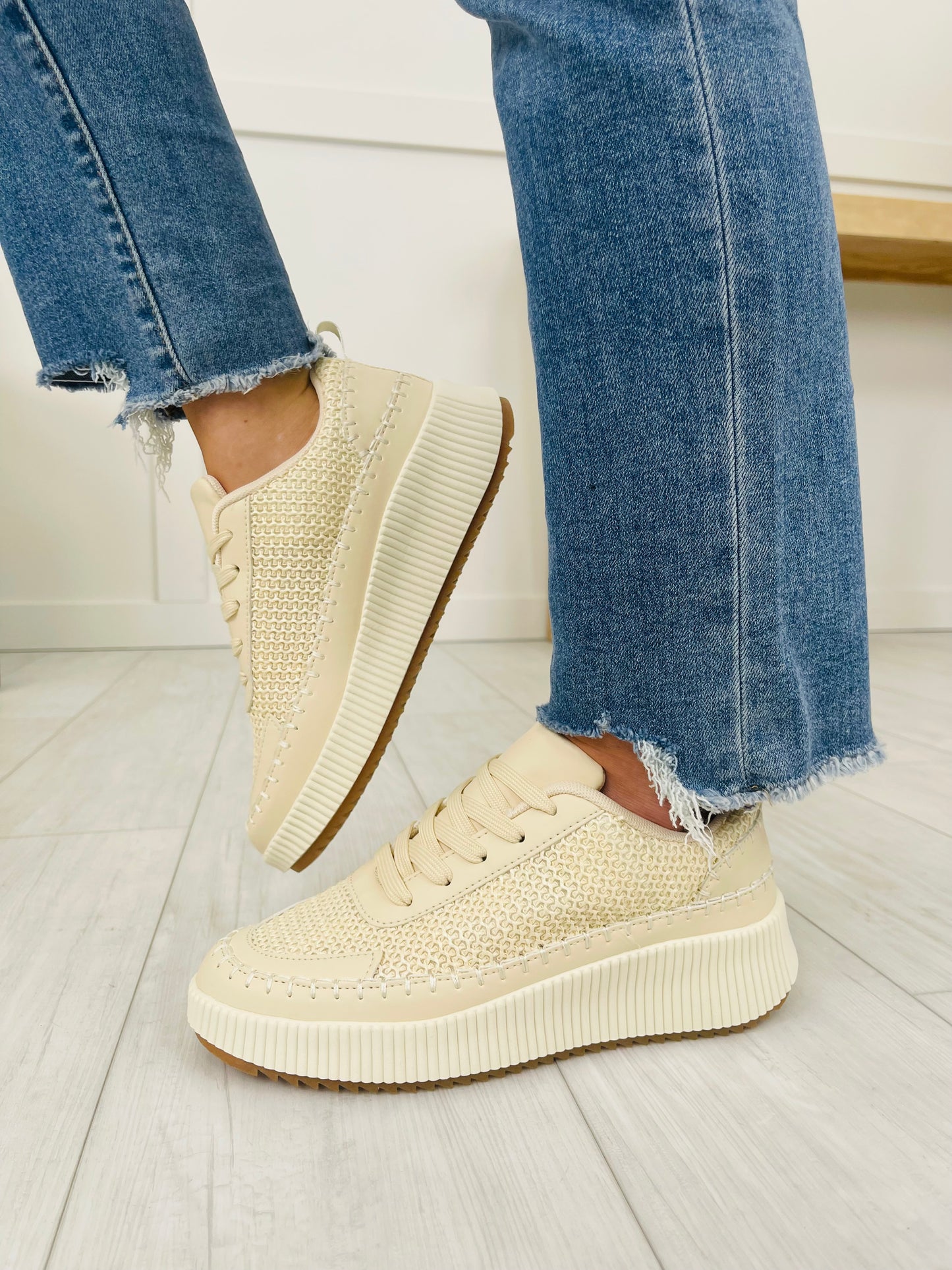 Tread The Line Sneakers in Beige