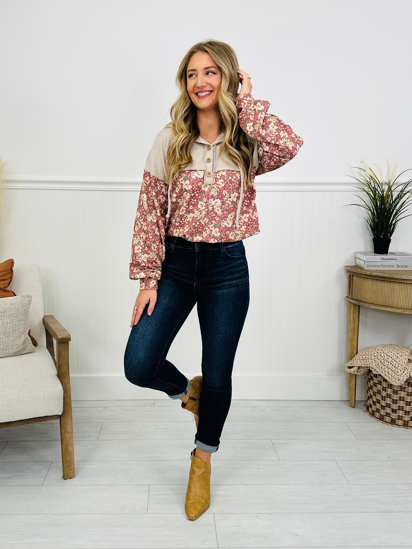 Judy Blue Dreamland Midrise Skinny Jeans