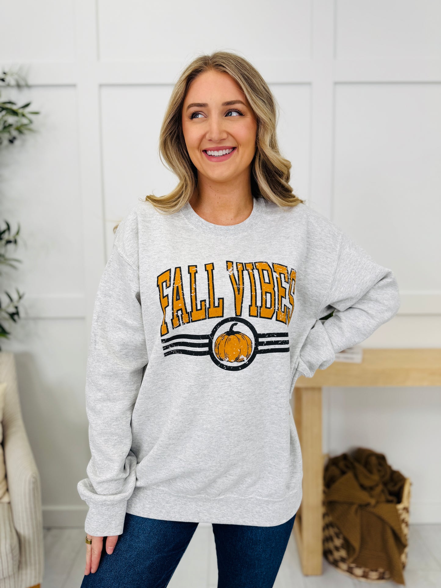 Fall Vibes Graphic Crewneck Sweatshirt